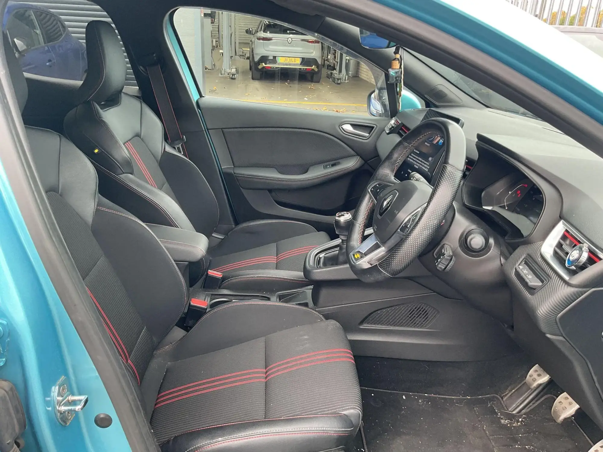 Renault Clio Image 10