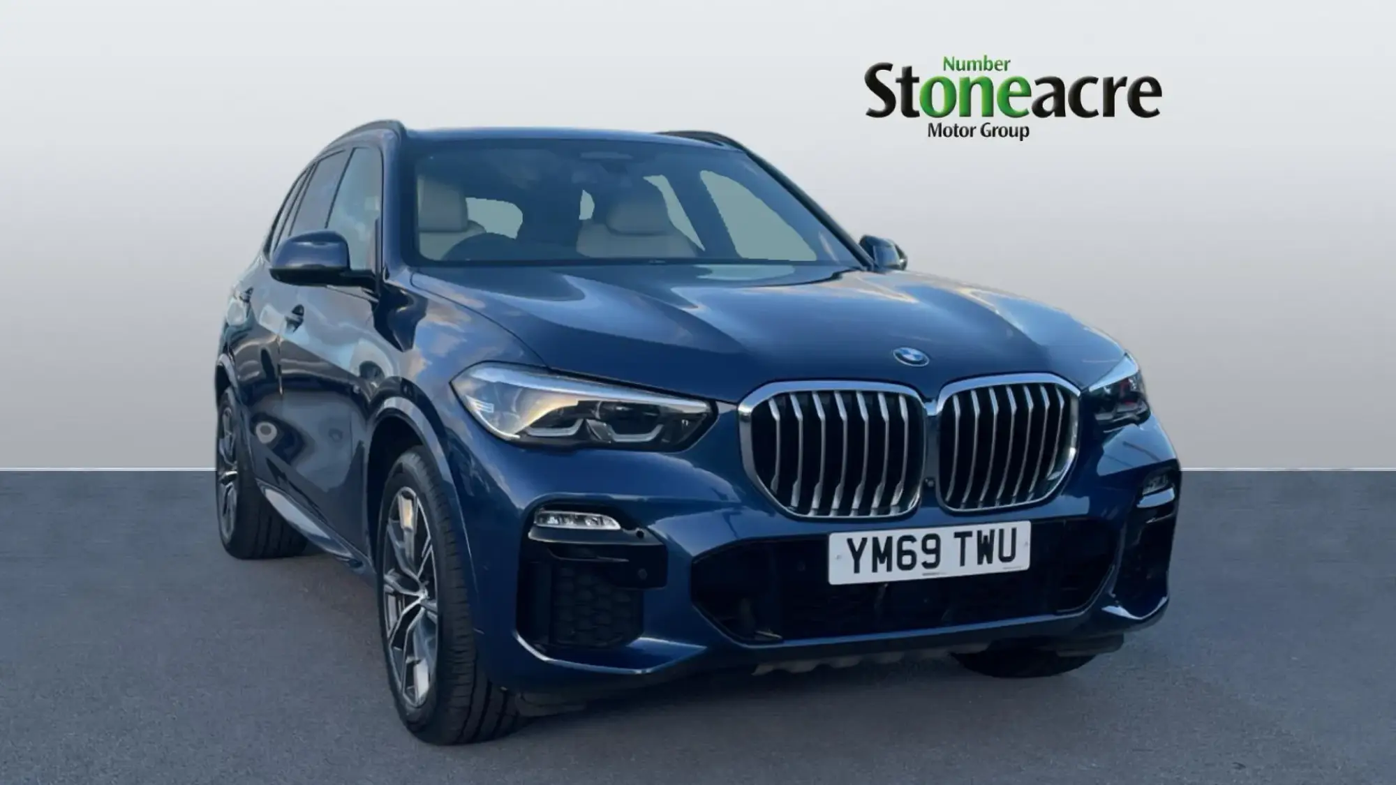 BMW X5 X5 xDrive30d M Sport YM69TWU Image 1 BMW X5 X5 xDrive30d M Sport YM69TWU Image 1
