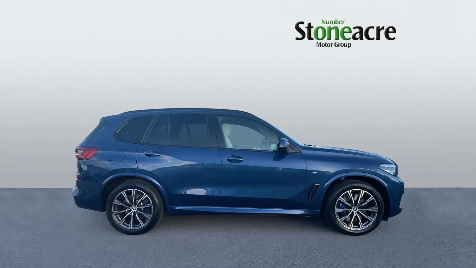 BMW X5 X5 xDrive30d M Sport YM69TWU Image 3 BMW X5 X5 xDrive30d M Sport YM69TWU Image 3