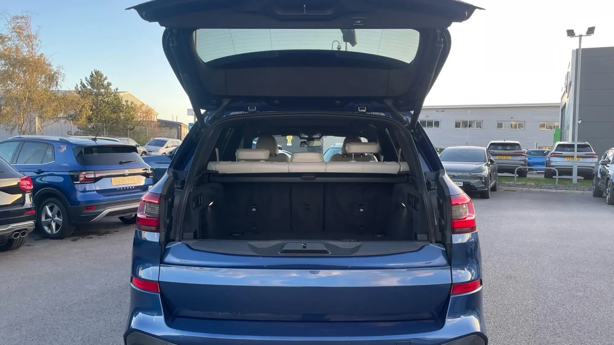 BMW X5 Image 13 BMW X5 Image 13