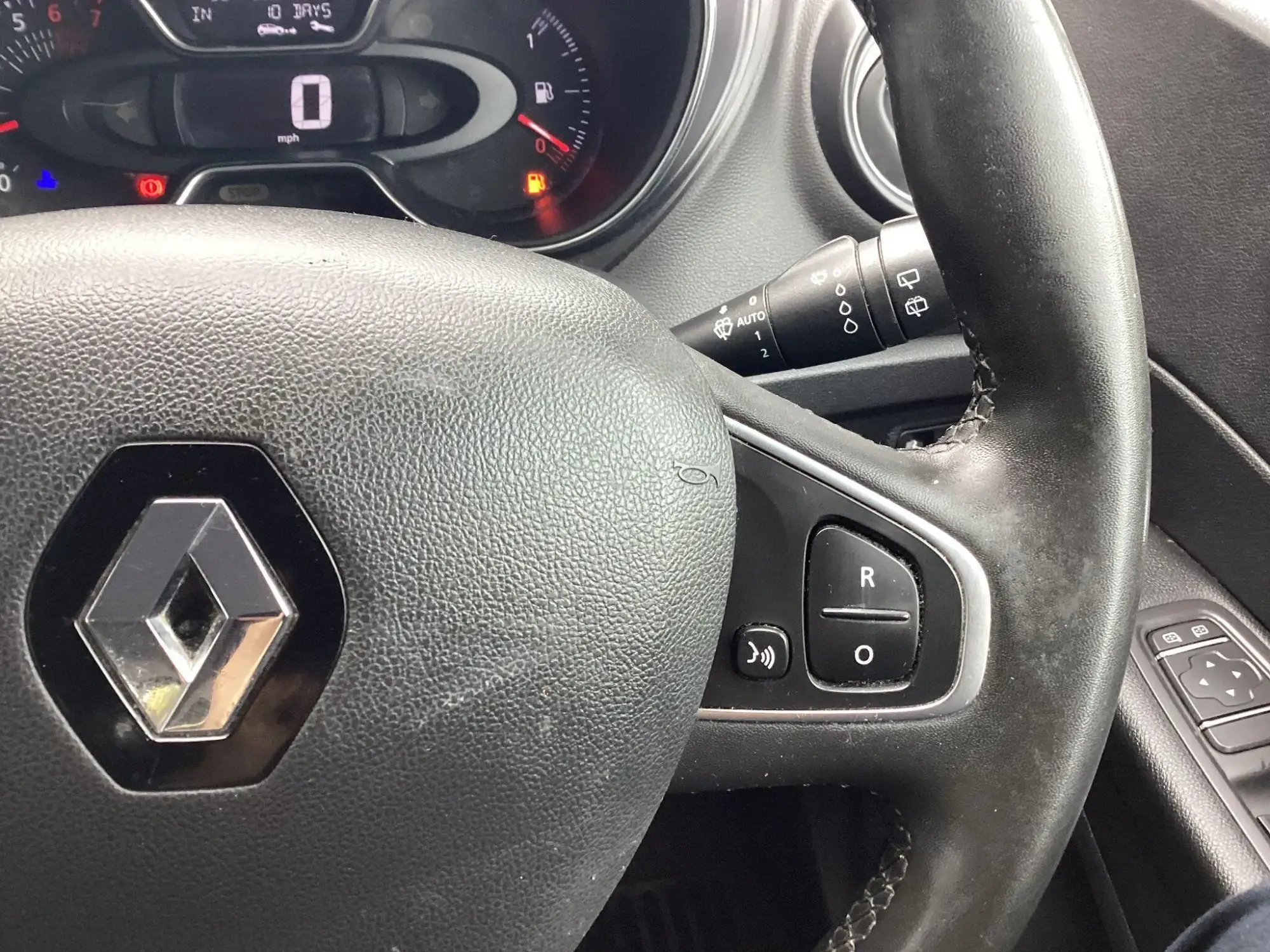 Renault Captur Image 16 Renault Captur Image 16