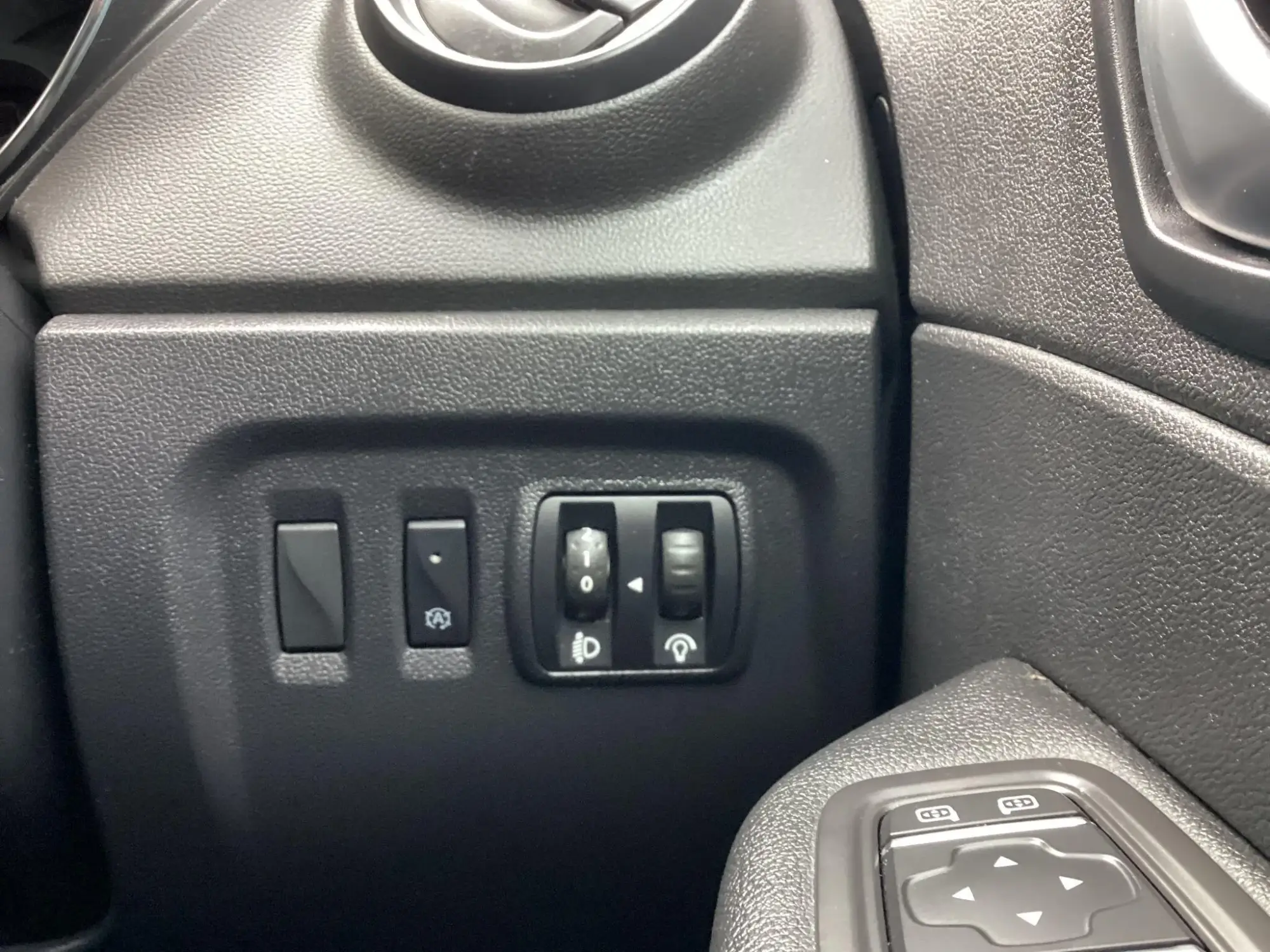 Renault Captur Image 18 Renault Captur Image 18