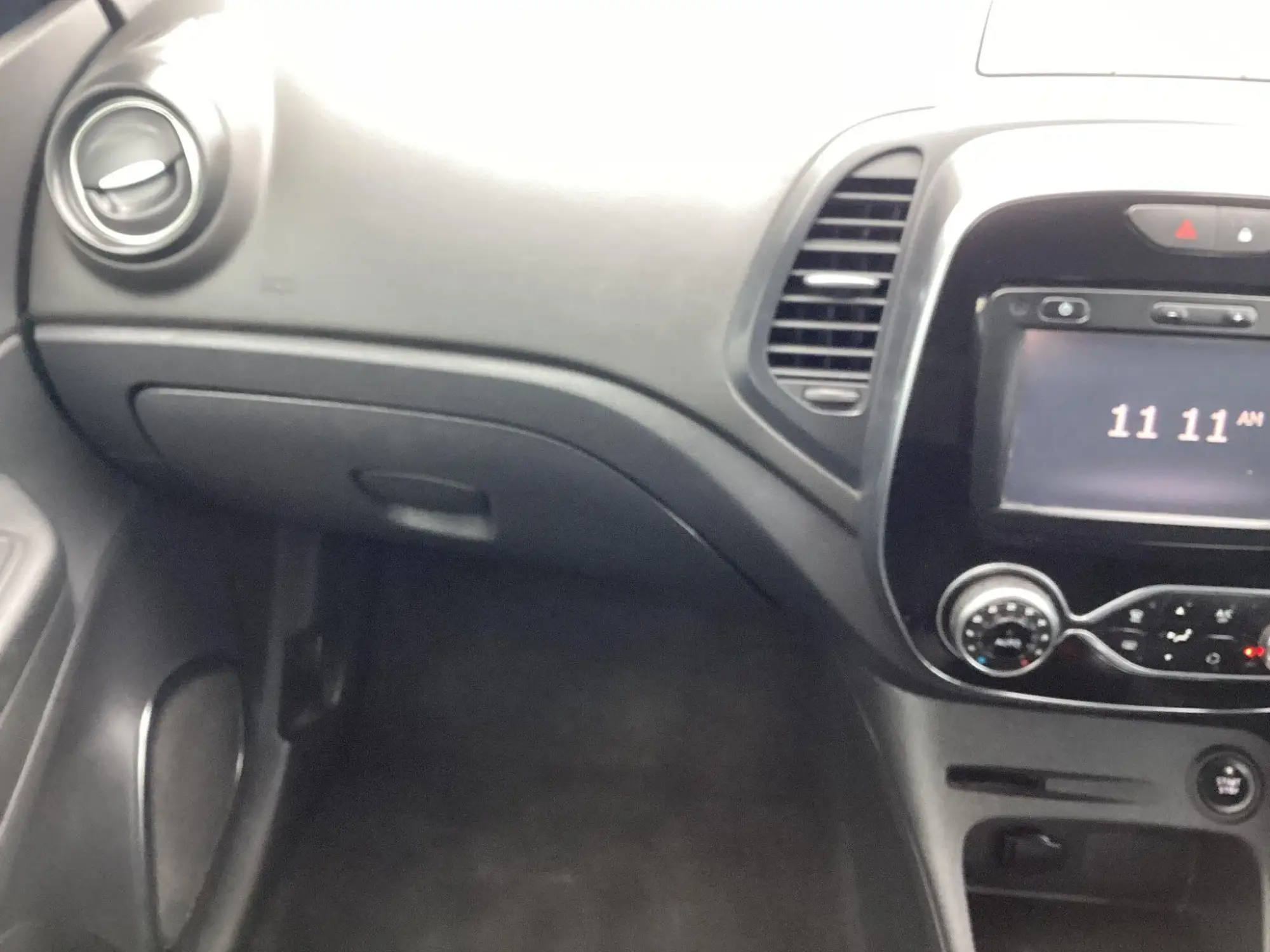 Renault Captur Image 24 Renault Captur Image 24