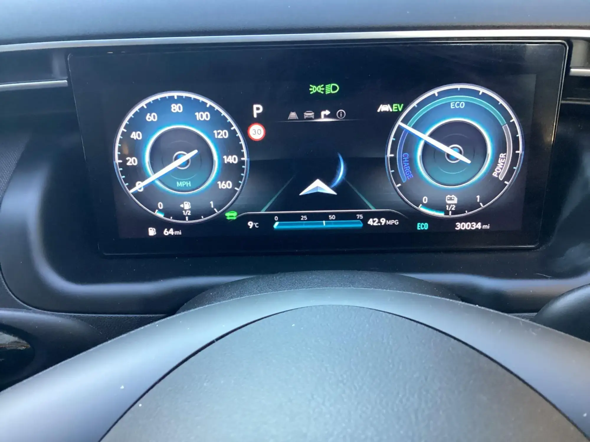 Hyundai TUCSON Hybrid Image 37 Hyundai TUCSON Hybrid Image 37