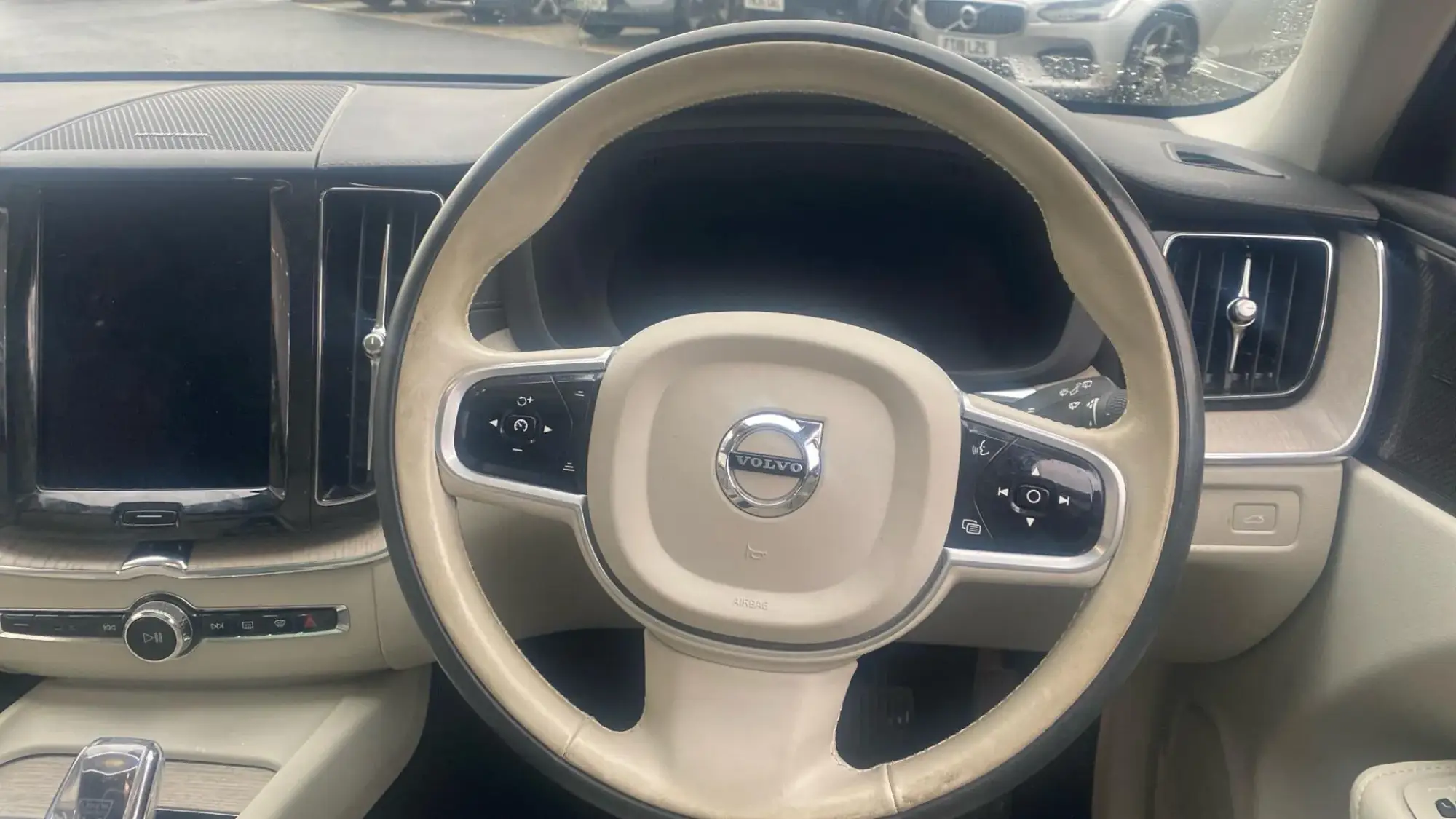 Volvo XC60 Image 10 Volvo XC60 Image 10