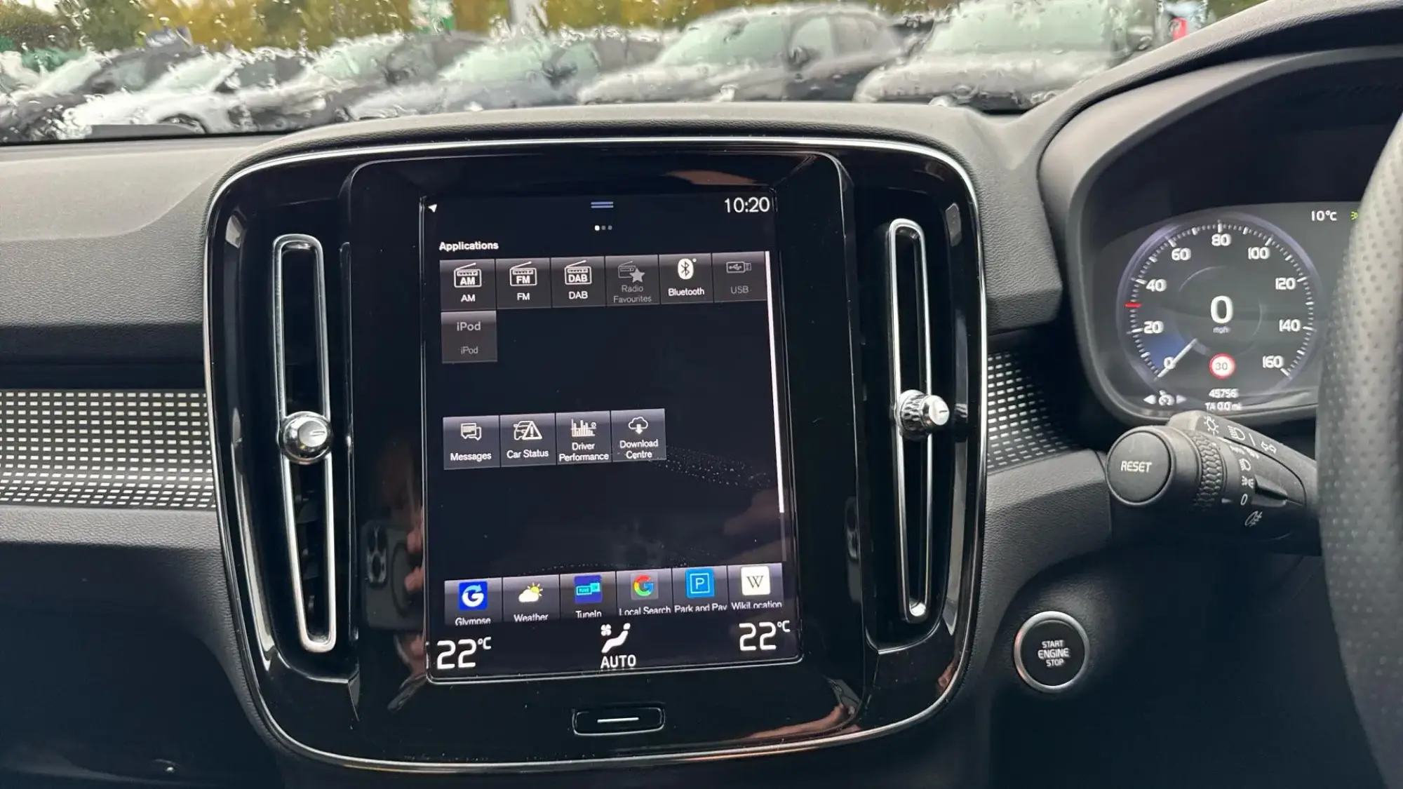 Volvo XC40 Image 17