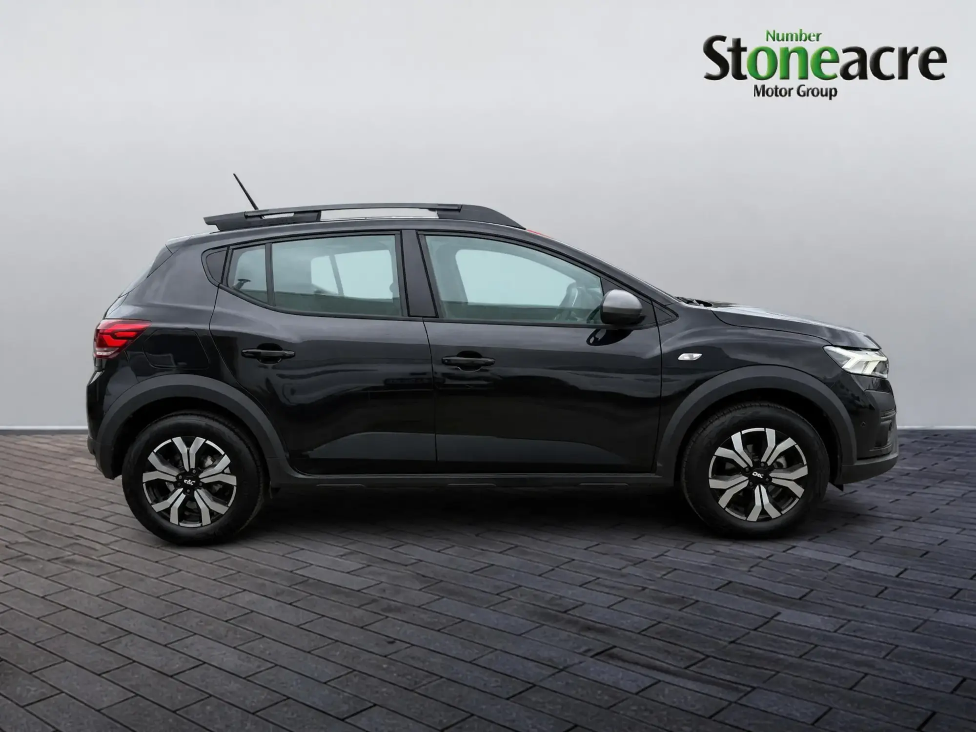 Dacia Sandero Stepway 1.0 TCe Journey 5dr YO23UZU Image 2 Dacia Sandero Stepway 1.0 TCe Journey 5dr YO23UZU Image 2