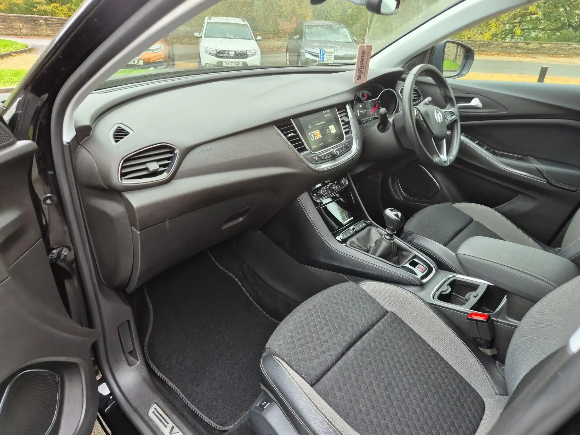 Vauxhall Grandland X Image 13 Vauxhall Grandland X Image 13