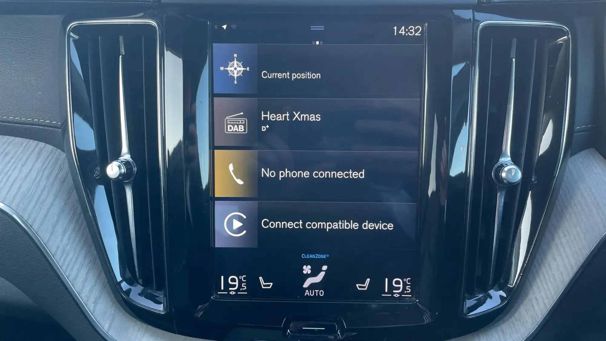 Volvo XC60 Image 12