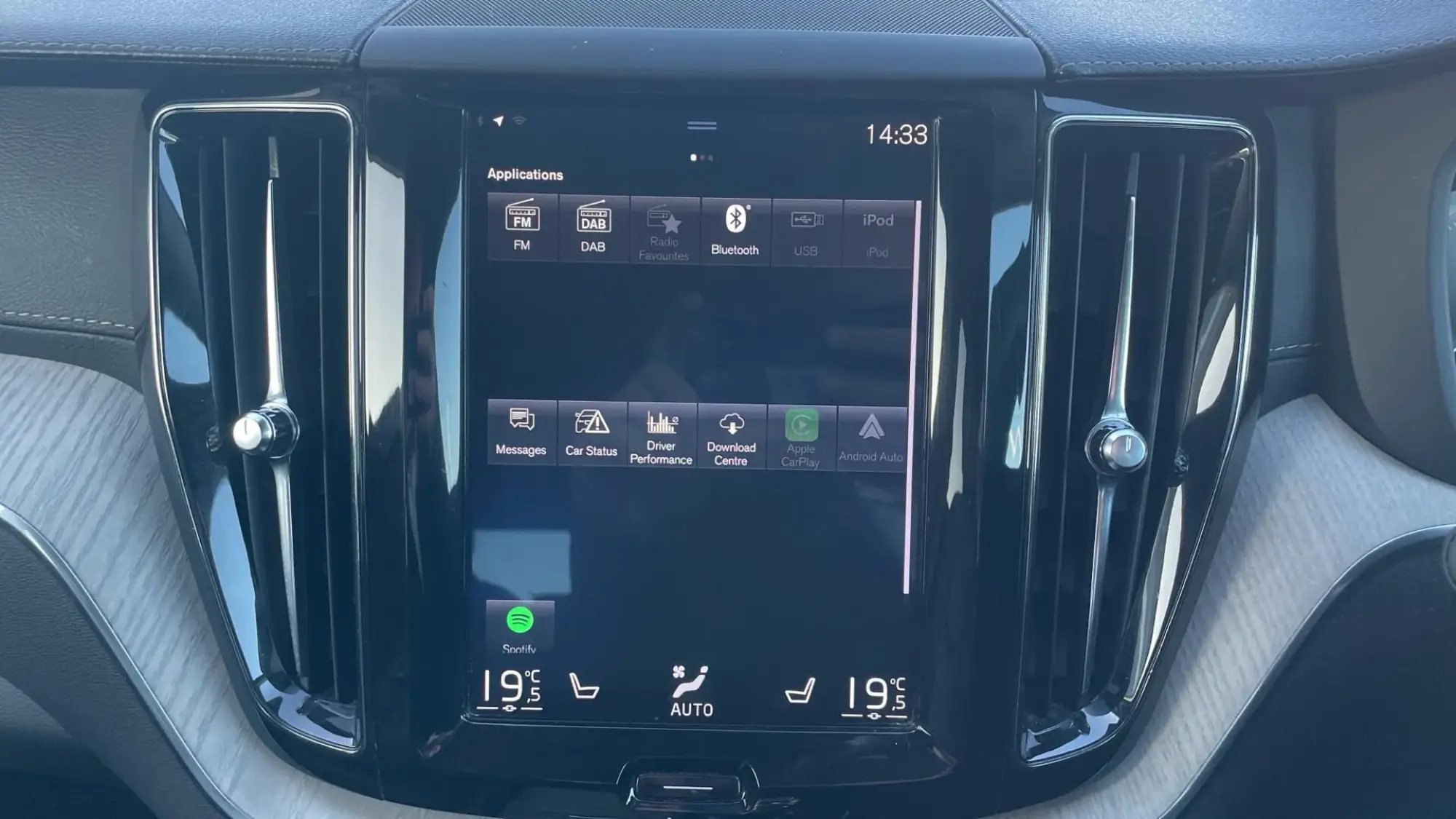 Volvo XC60 Image 15