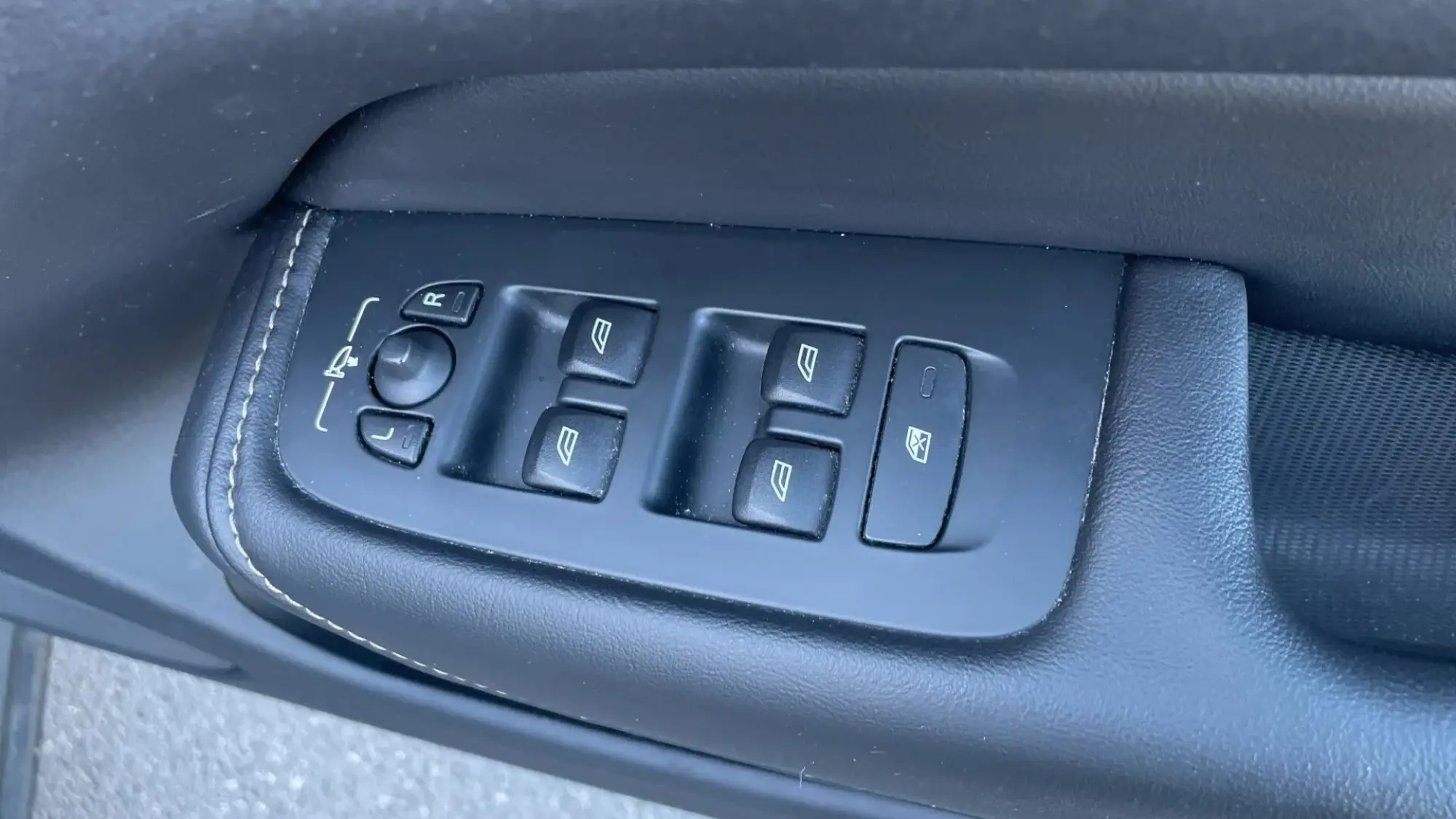 Volvo XC60 Image 22
