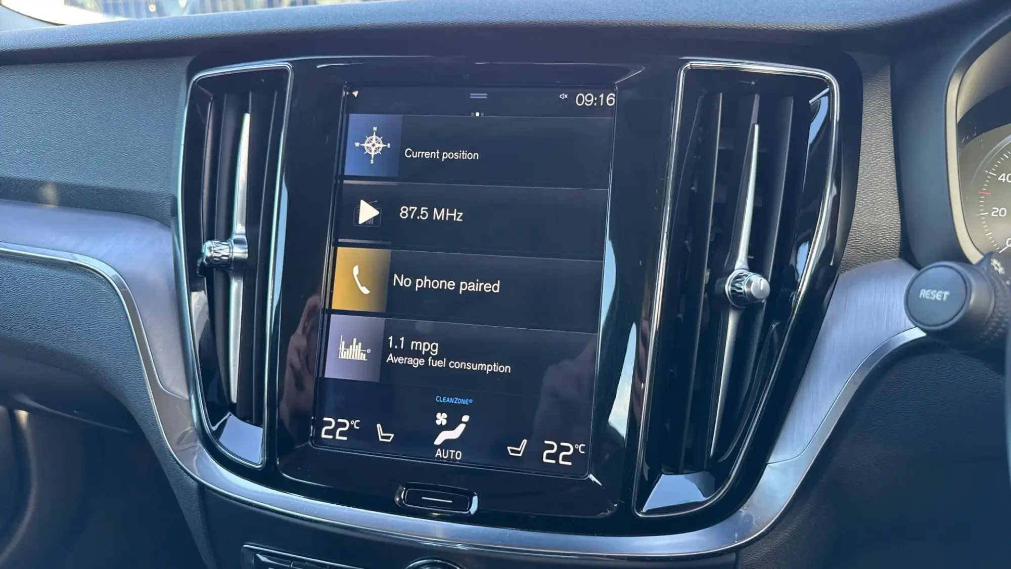 Volvo V60 Image 12 Volvo V60 Image 12
