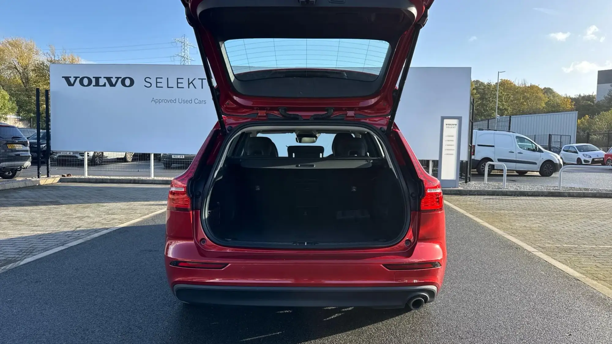 Volvo V60 Image 13 Volvo V60 Image 13