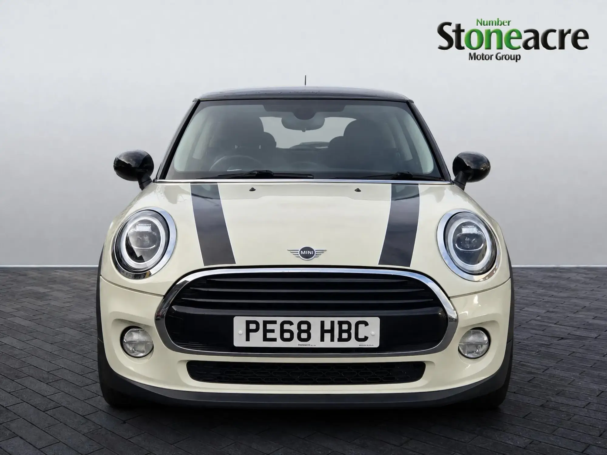 MINI Hatch Image 2 MINI Hatch Image 2