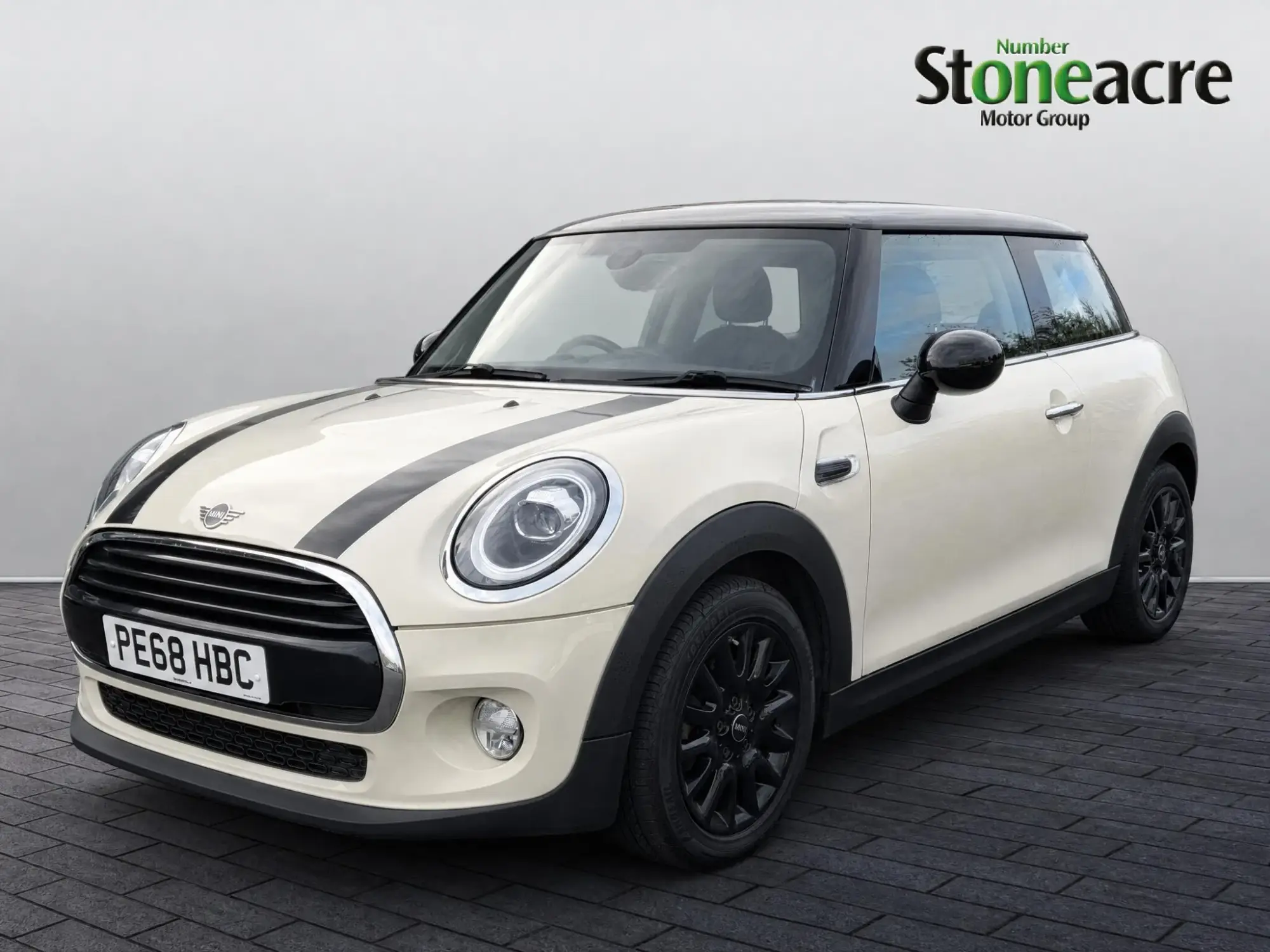 MINI Hatch Image 3 MINI Hatch Image 3