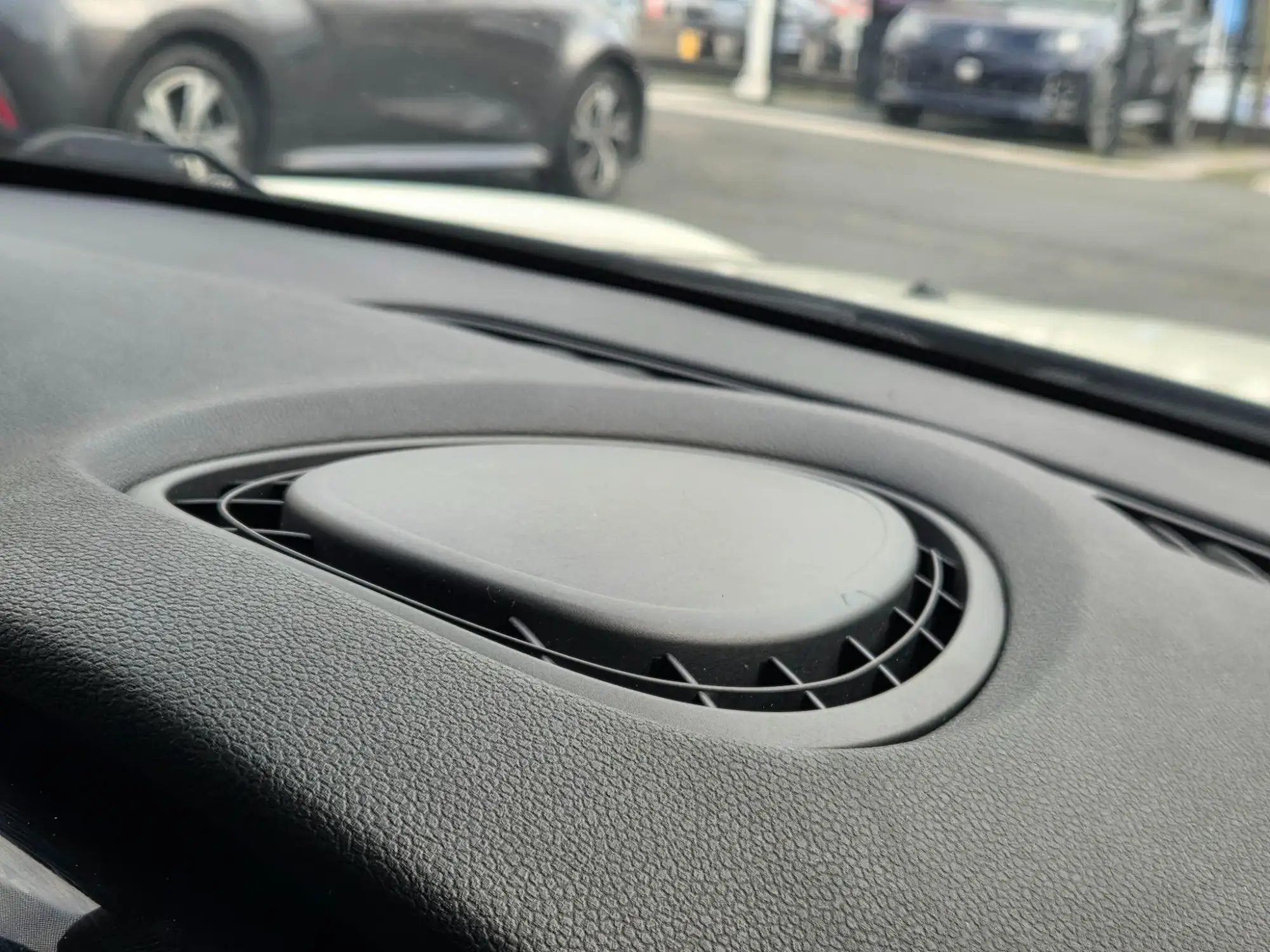 MINI Hatch Image 30 MINI Hatch Image 30