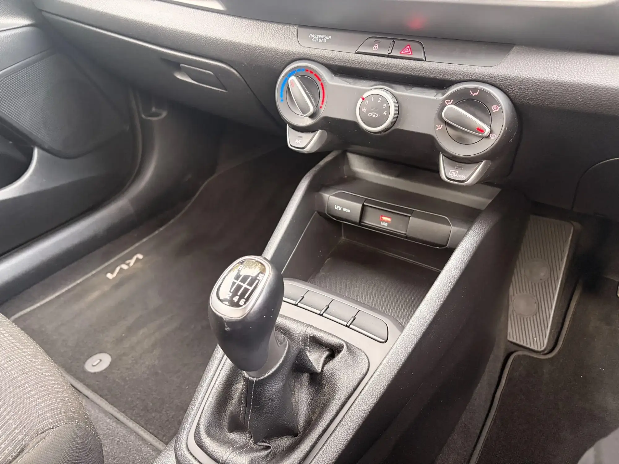Kia Stonic Image 9
