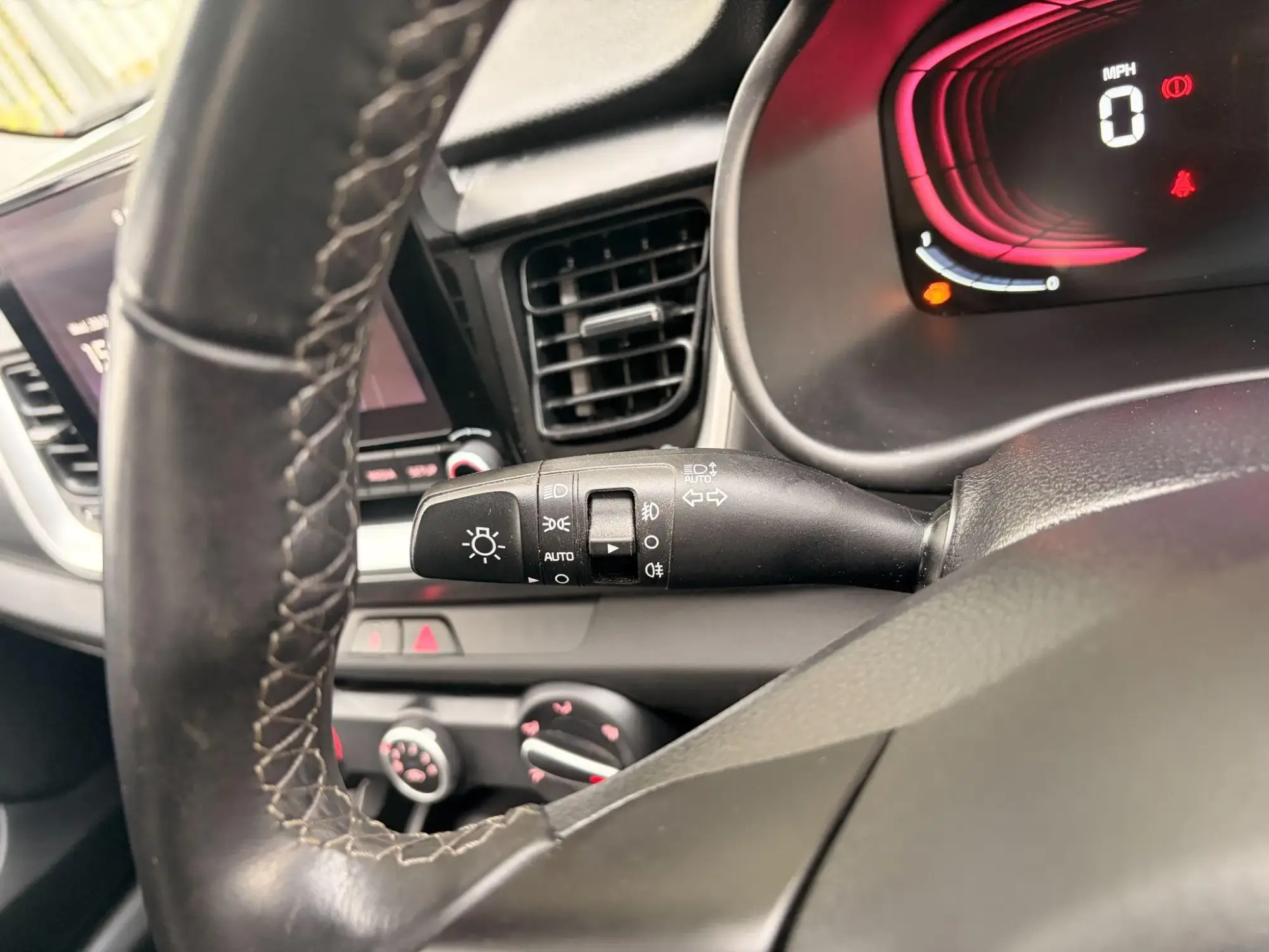 Kia Stonic Image 17