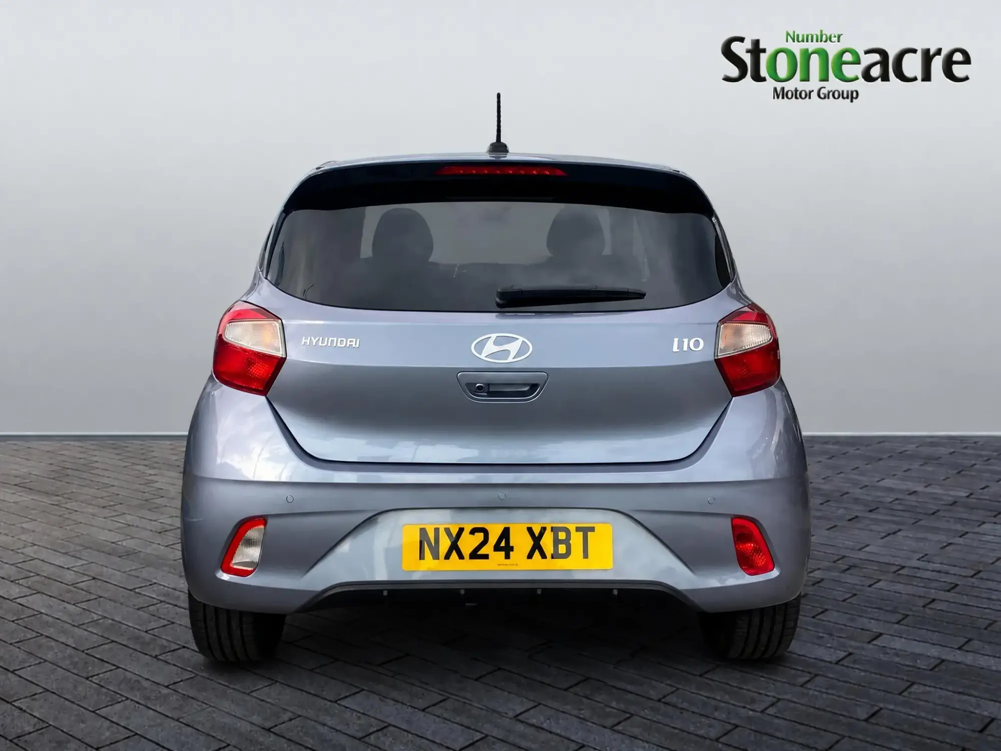 Hyundai i10 Image 6 Hyundai i10 Image 6