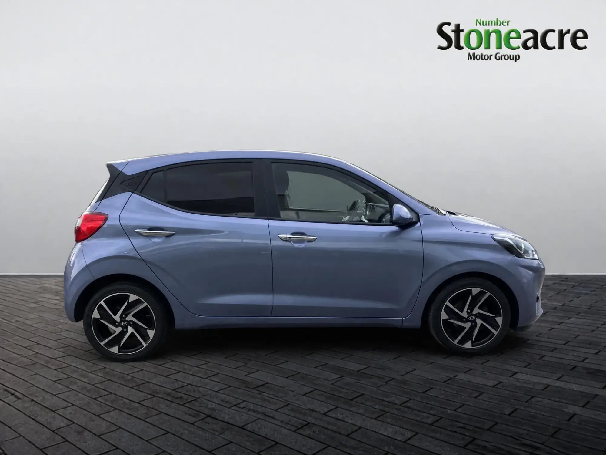 Hyundai i10 Image 7 Hyundai i10 Image 7