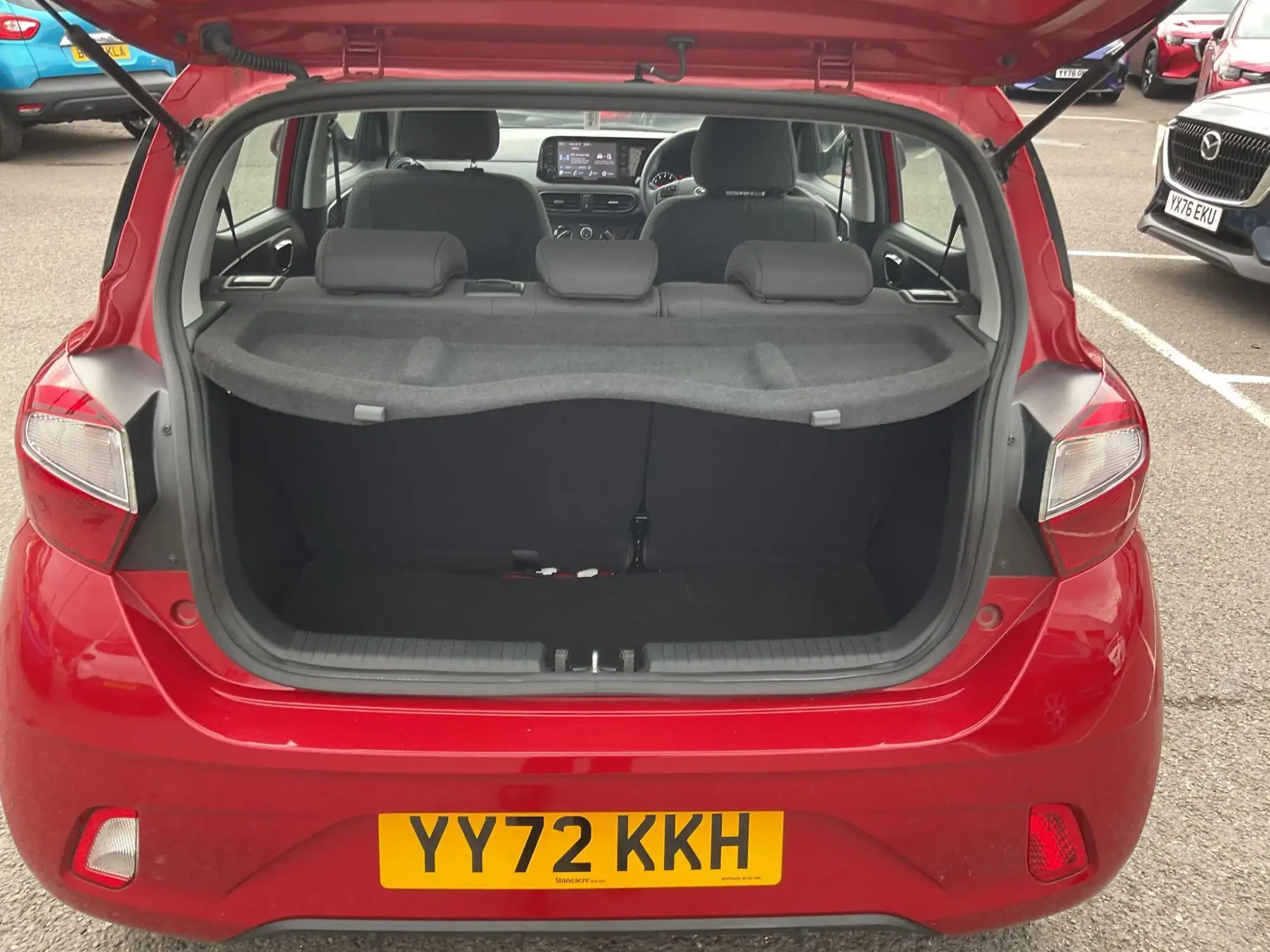 Hyundai i10 Image 10 Hyundai i10 Image 10