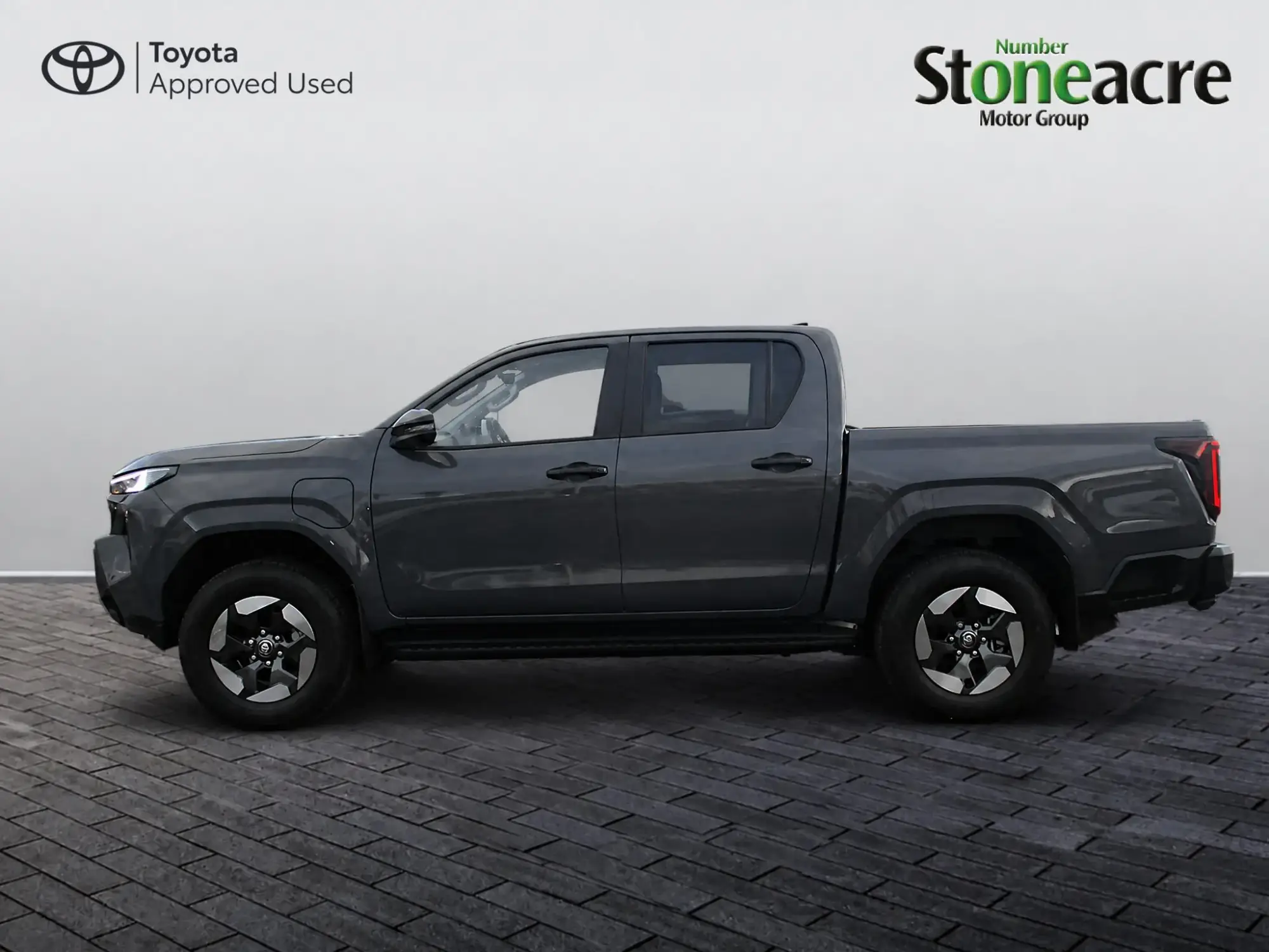 Toyota Hilux Image 5 Toyota Hilux Image 5