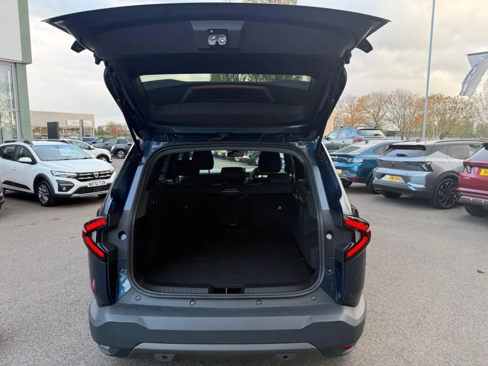 Dacia Bigster Hybrid Image 16