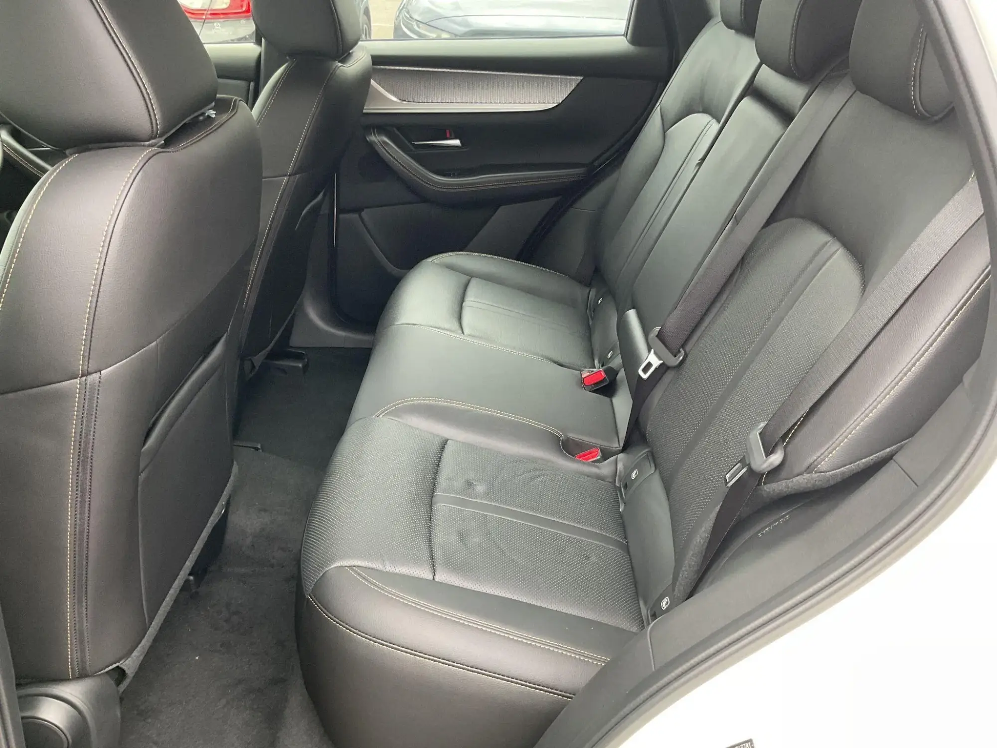 Mazda CX-60 PHEV Image 15 Mazda CX-60 PHEV Image 15