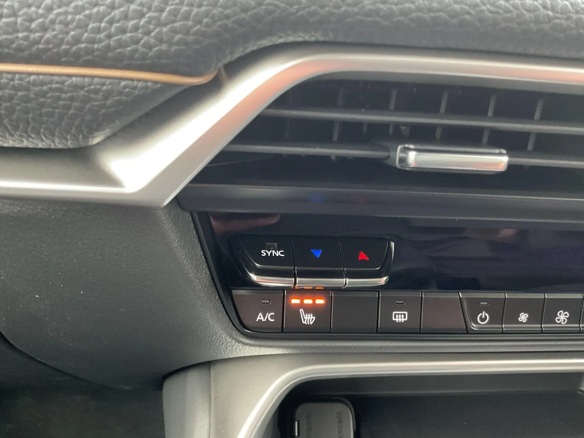 Mazda CX-60 PHEV Image 17 Mazda CX-60 PHEV Image 17