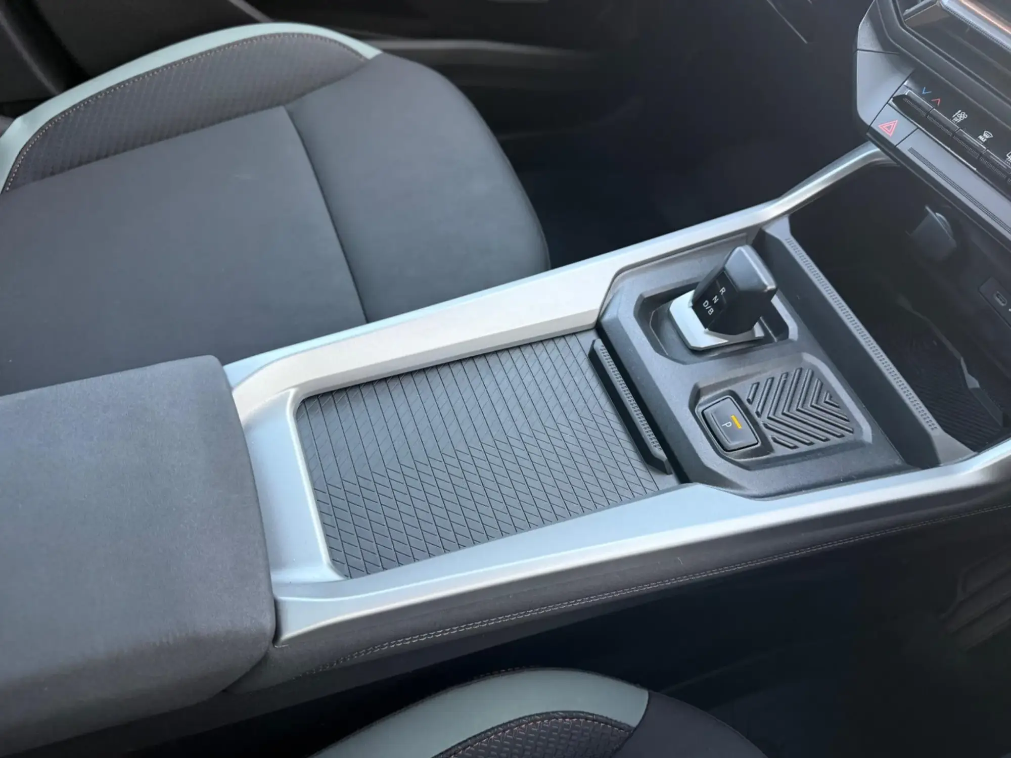 Dacia Bigster Hybrid Image 35