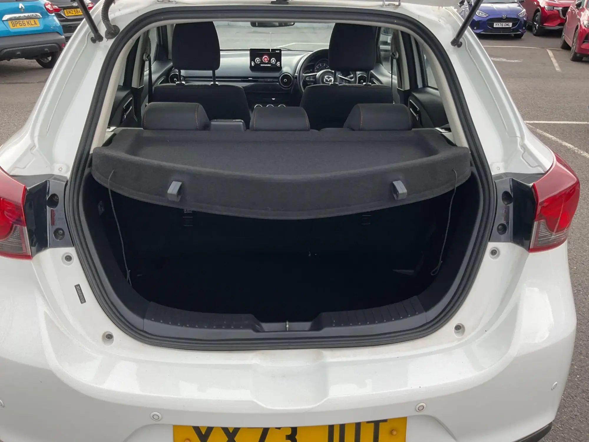 Mazda2 Image 10
