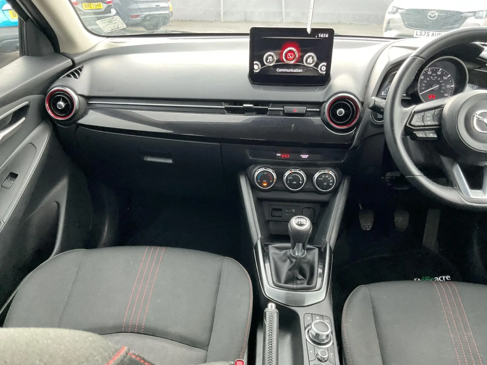 Mazda2 Image 16