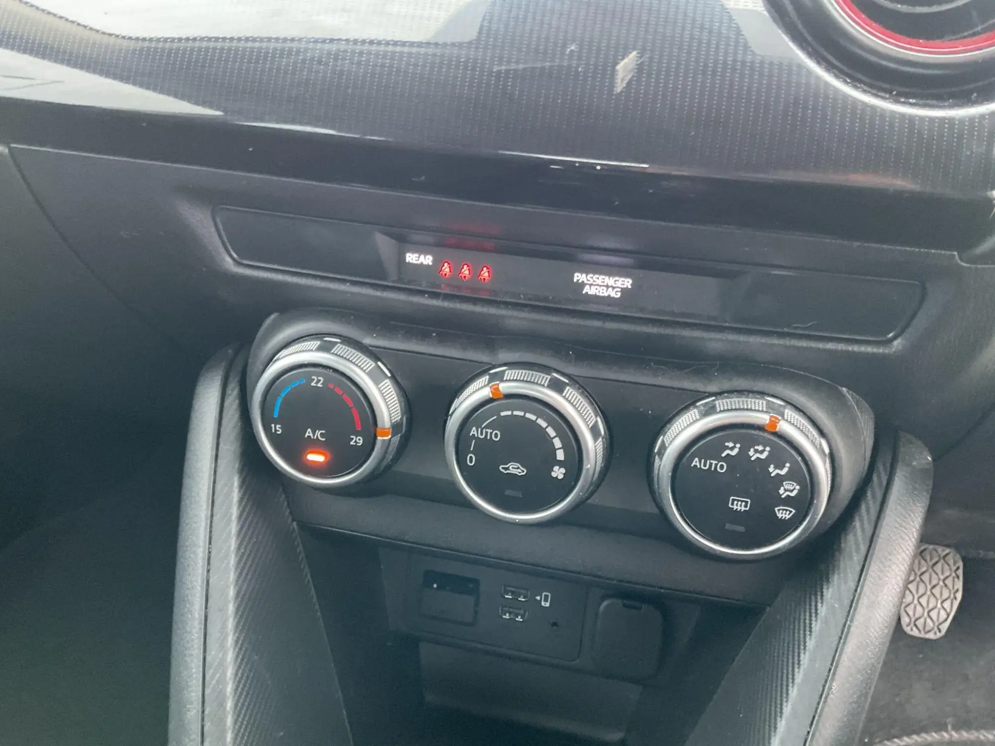 Mazda2 Image 23