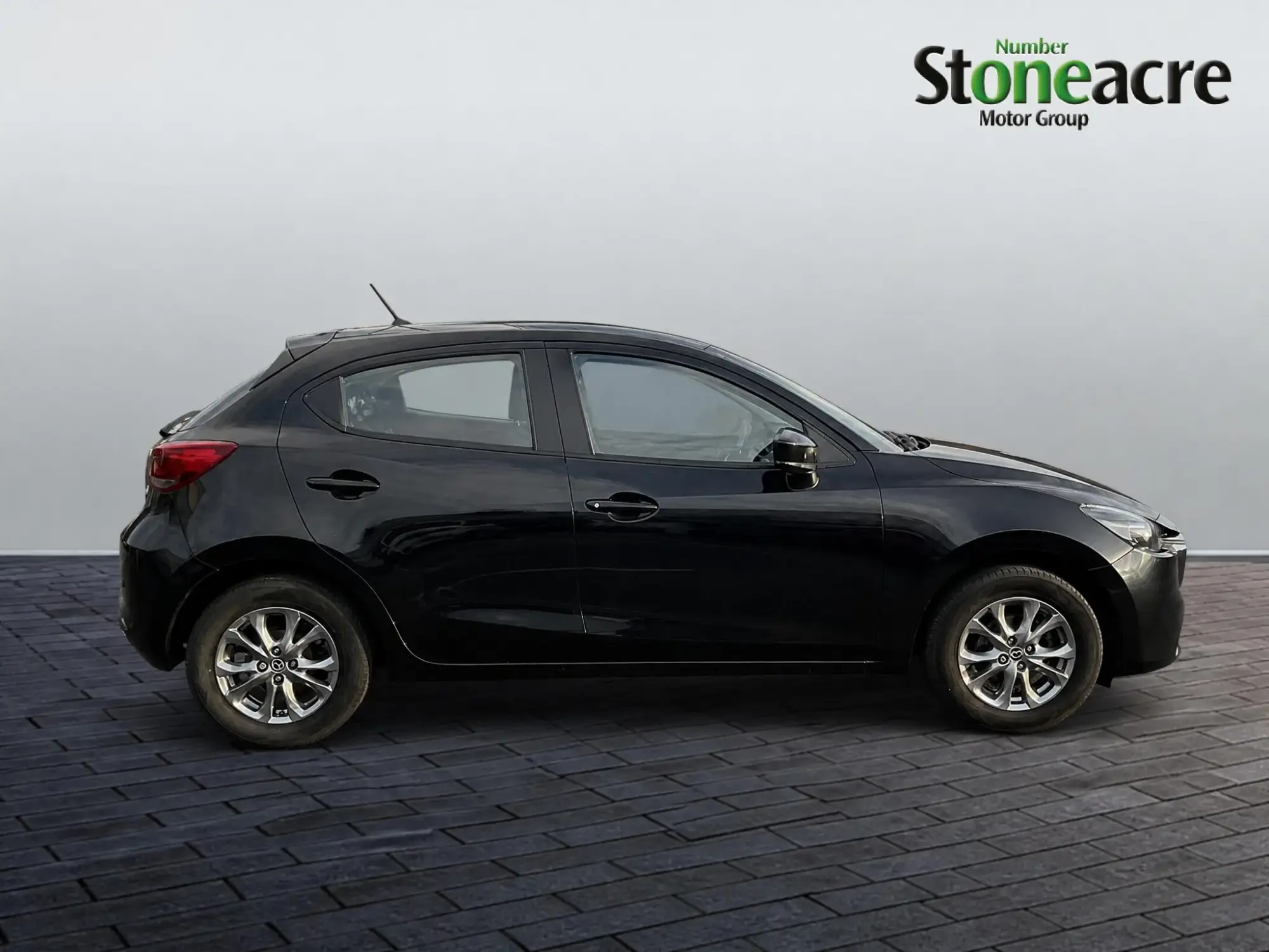 Mazda 2 1.5 e-SKYACTIV G MHEV Centre-Line Euro 6 (s/s) 5dr YF73TUH Image 2 Mazda 2 1.5 e-SKYACTIV G MHEV Centre-Line Euro 6 (s/s) 5dr YF73TUH Image 2
