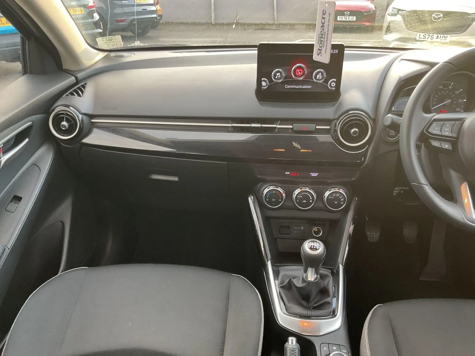 Mazda2 Image 16 Mazda2 Image 16
