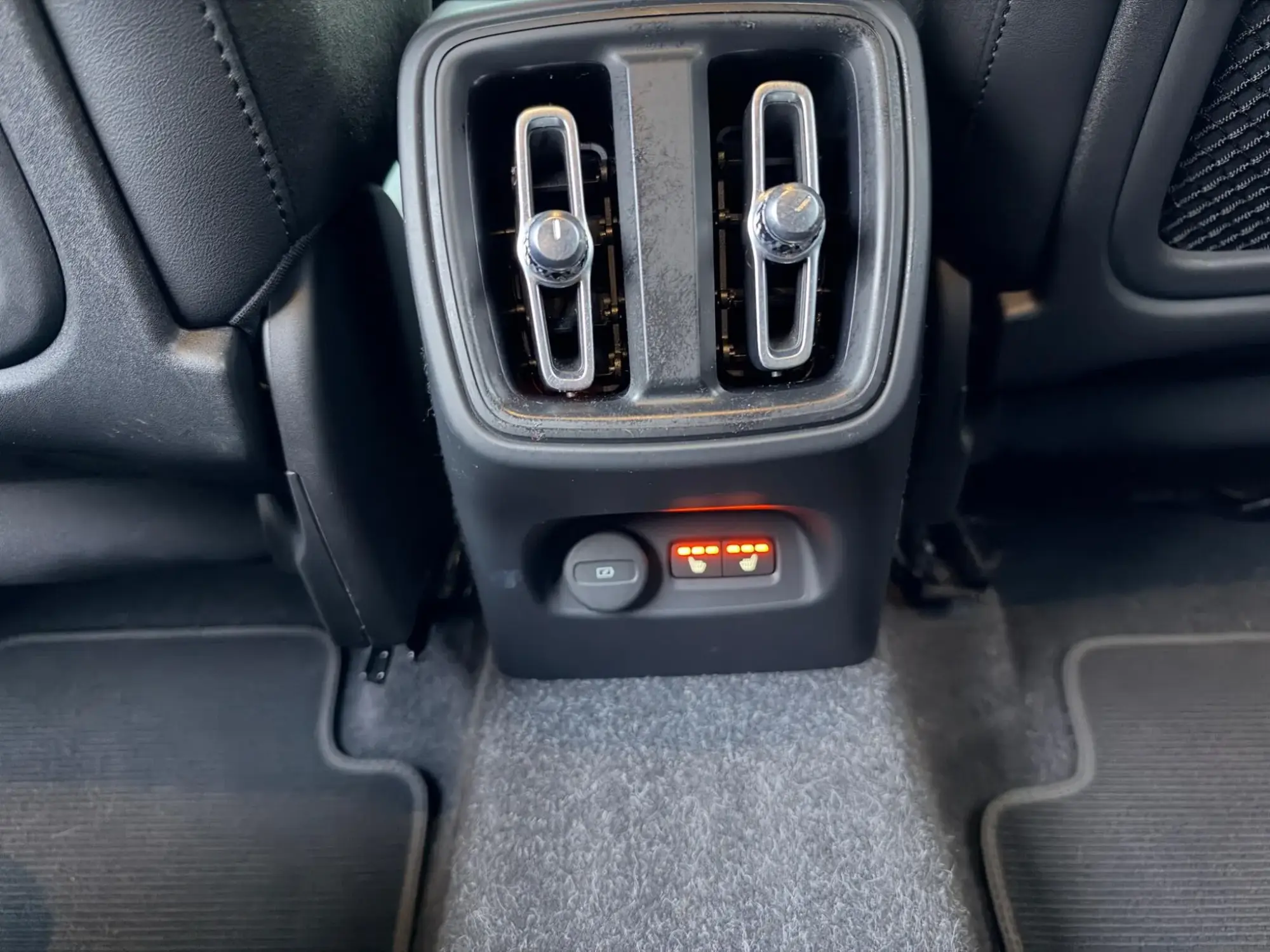 Volvo XC40 Image 14 Volvo XC40 Image 14