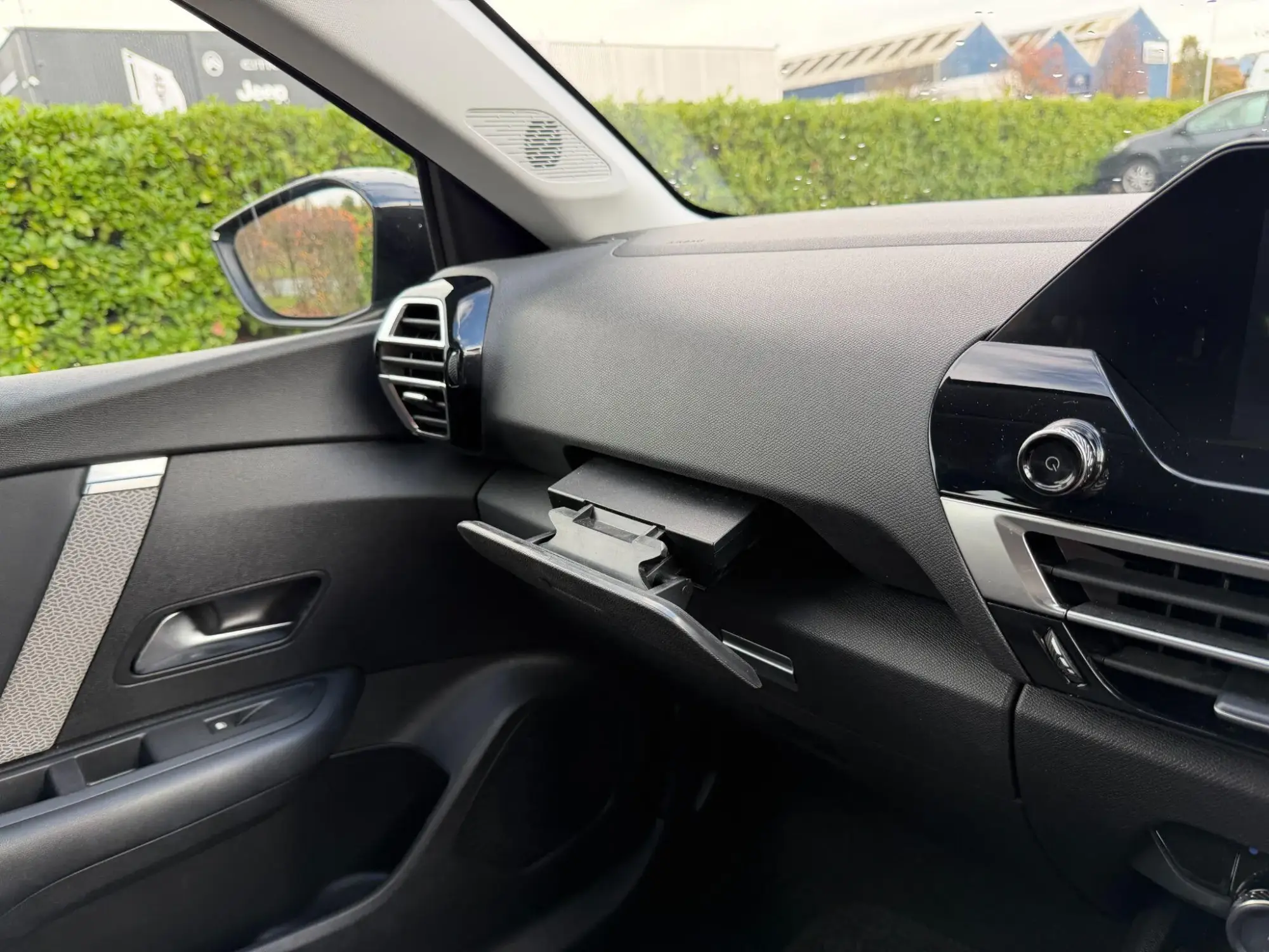 Citroen C4 Image 9 Citroen C4 Image 9