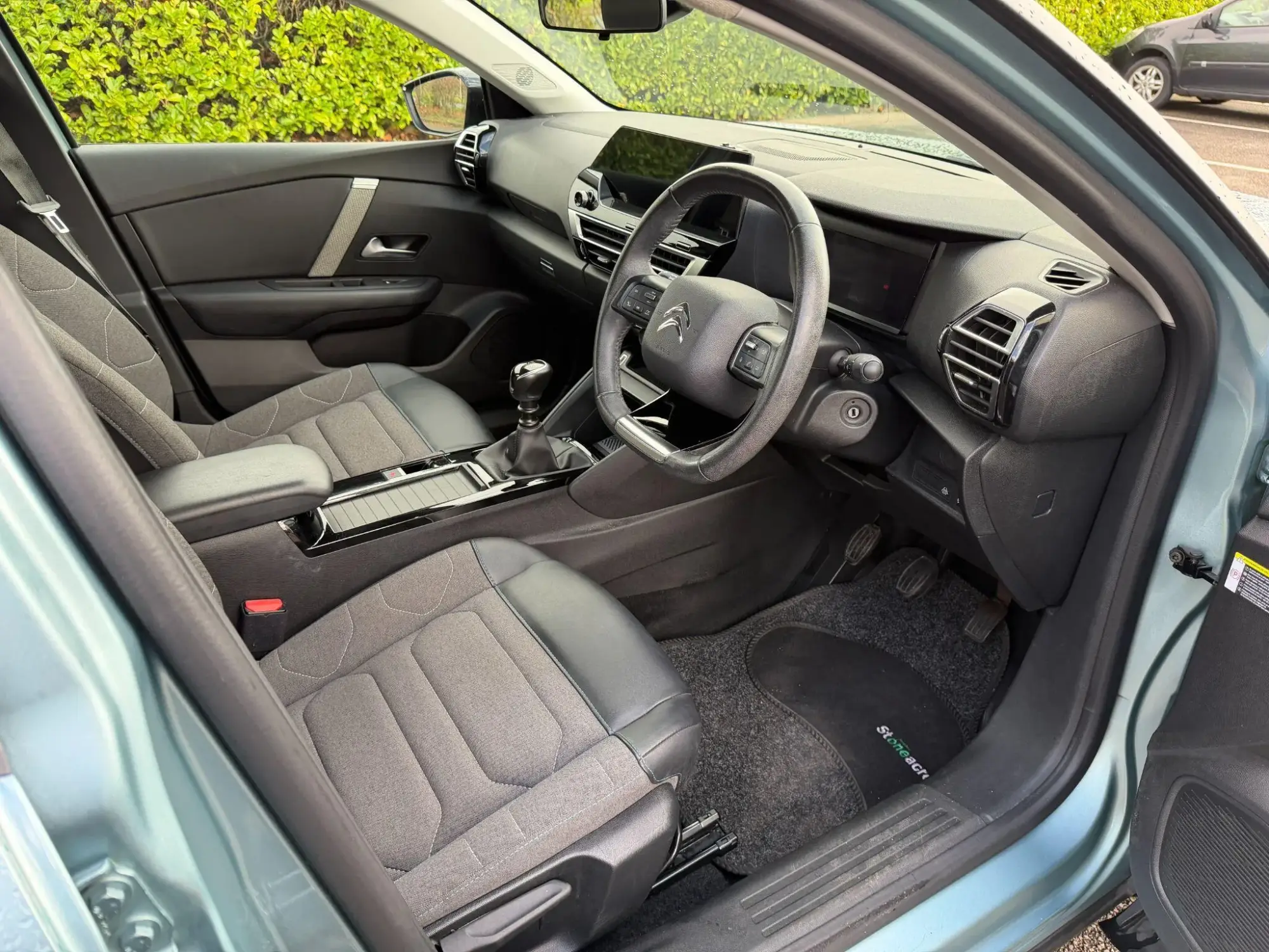 Citroen C4 Image 10 Citroen C4 Image 10