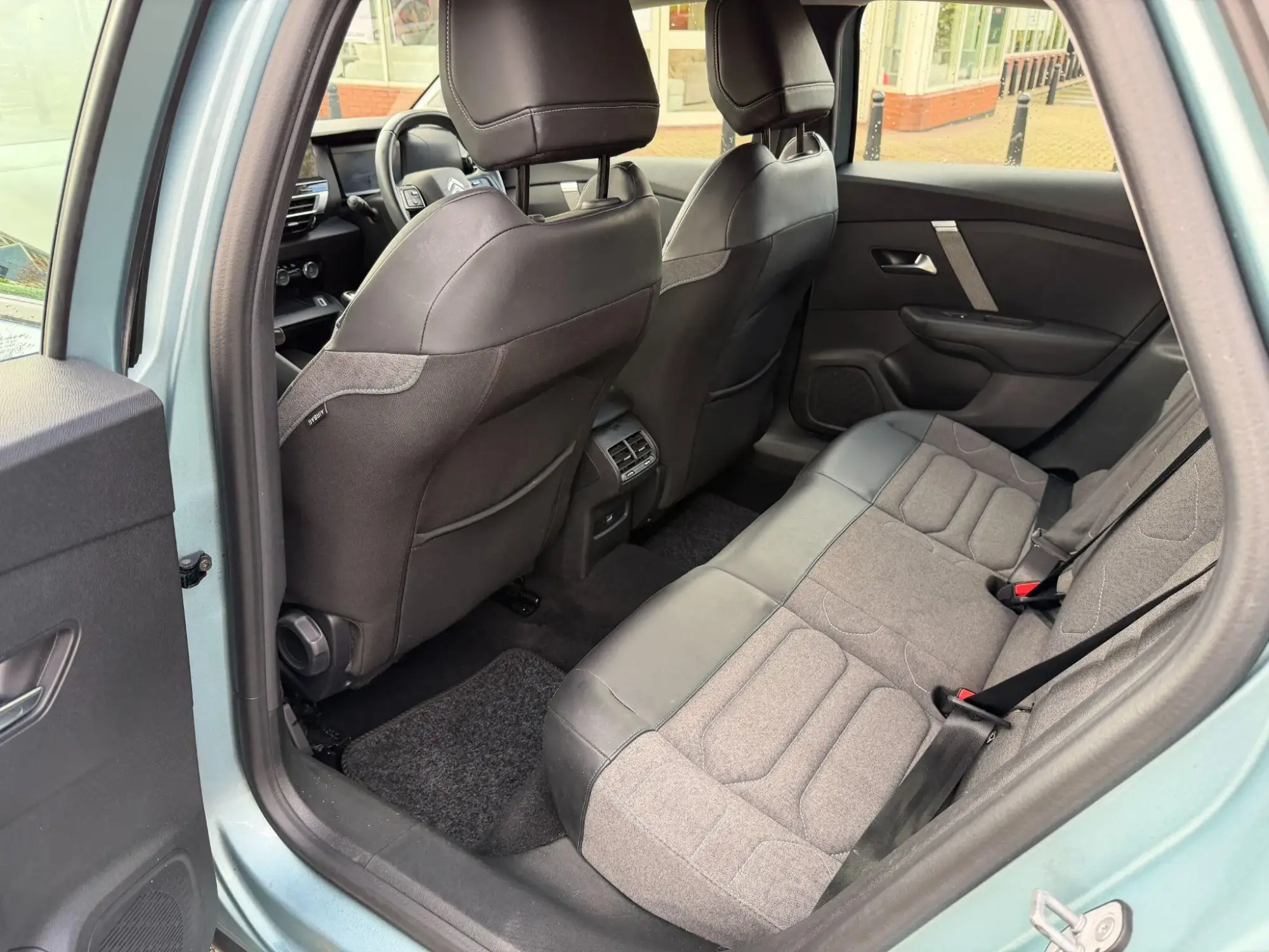 Citroen C4 Image 12 Citroen C4 Image 12