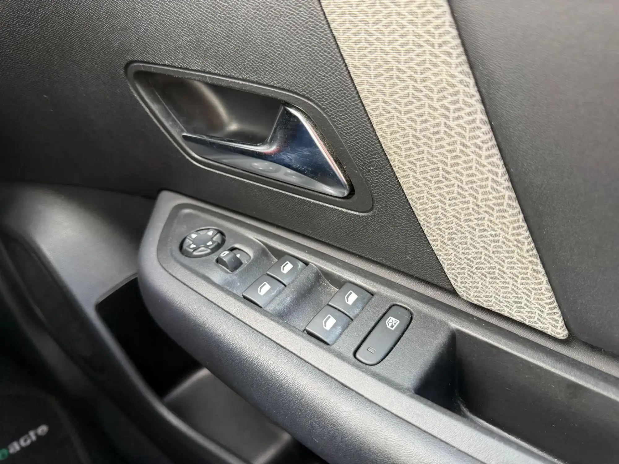 Citroen C4 Image 14 Citroen C4 Image 14