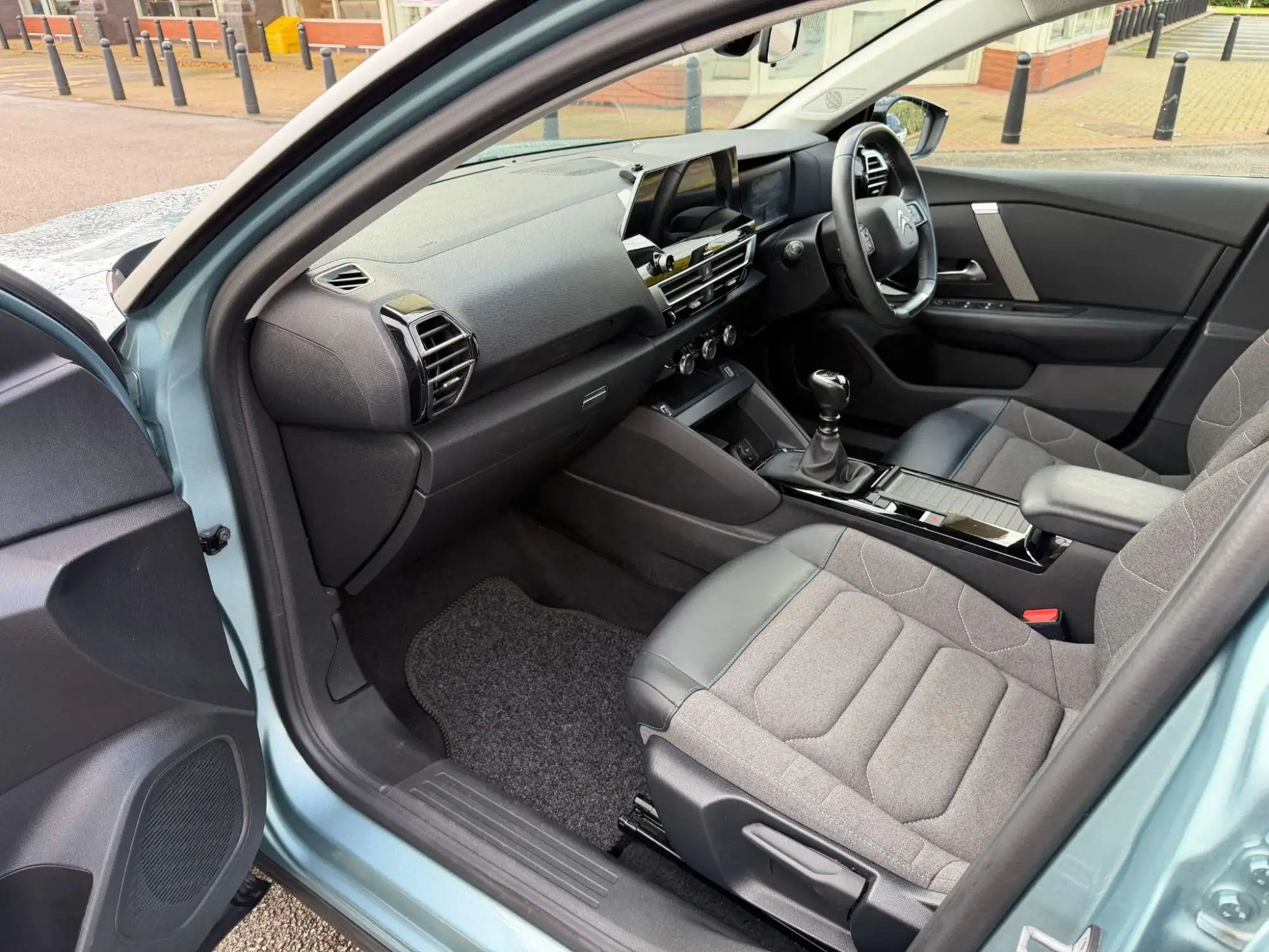 Citroen C4 Image 30 Citroen C4 Image 30