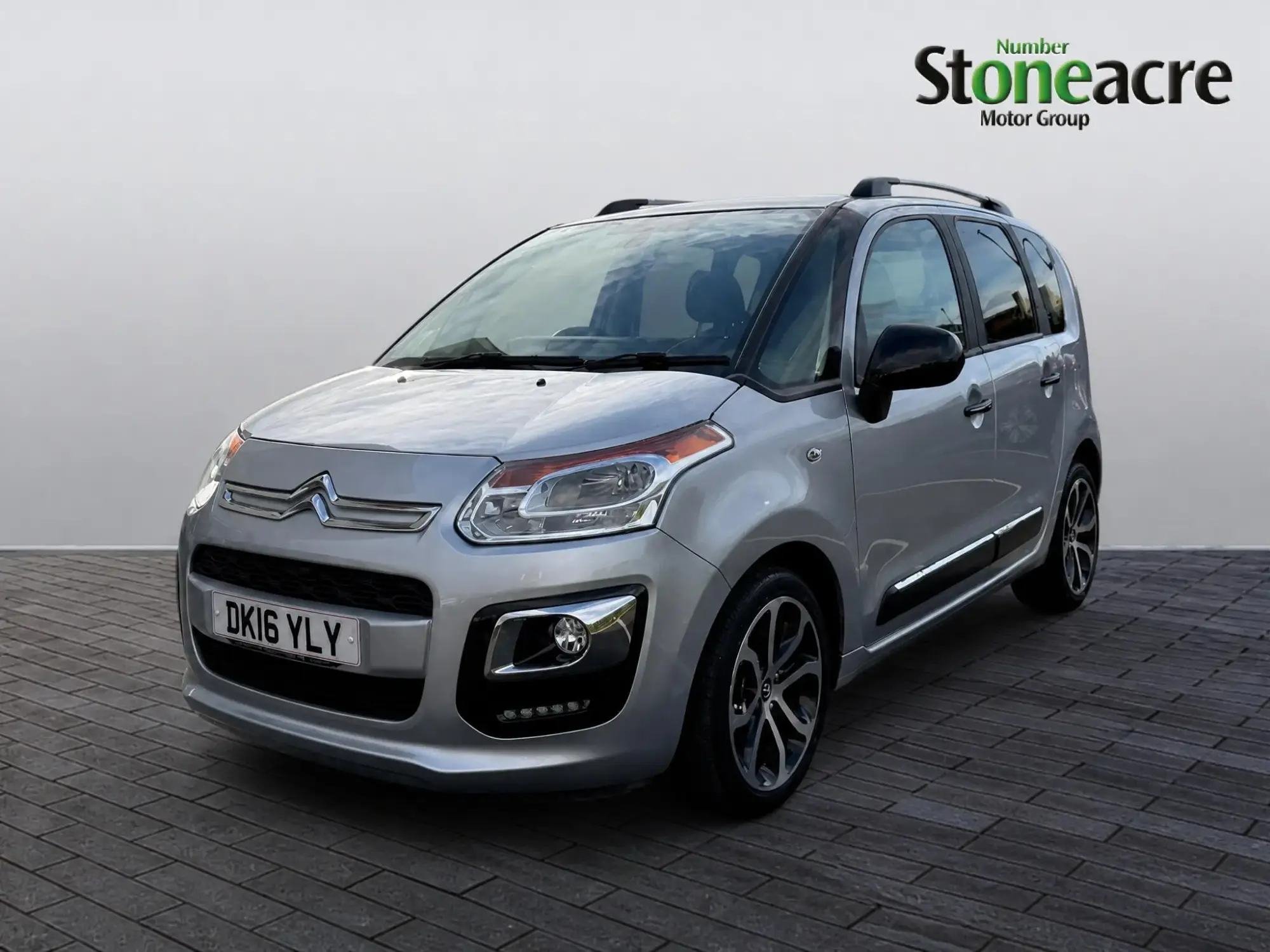 Citroen C3 Picasso 1.2 PureTech Platinum Euro 6 5dr DK16YLY Image 3 Citroen C3 Picasso 1.2 PureTech Platinum Euro 6 5dr DK16YLY Image 3