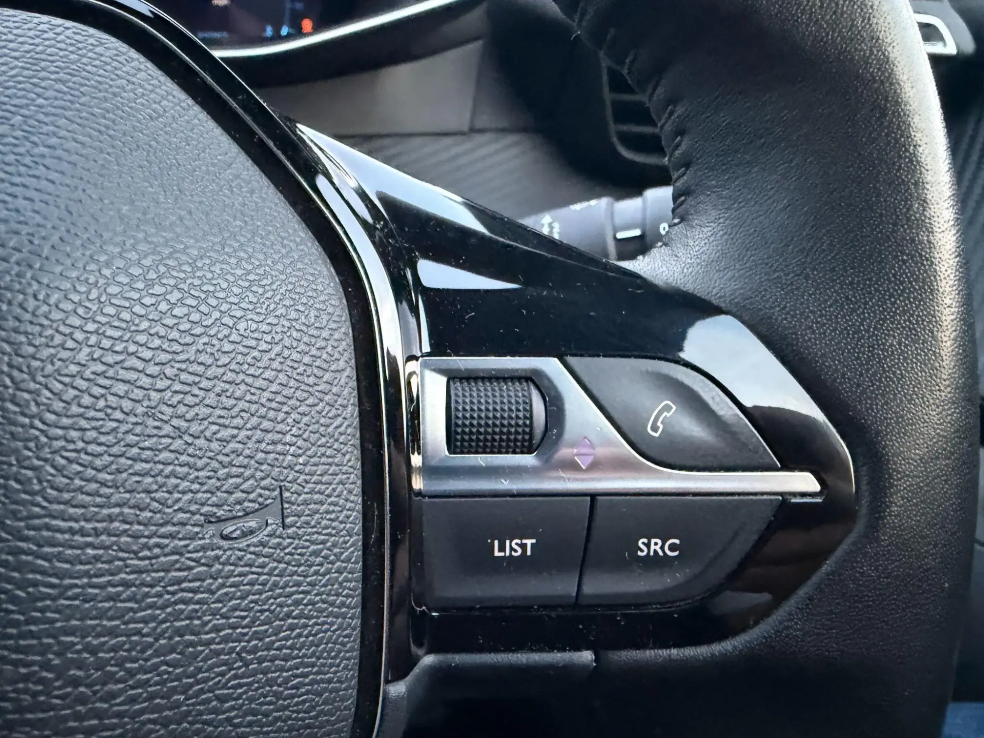 Peugeot 2008 Image 15
