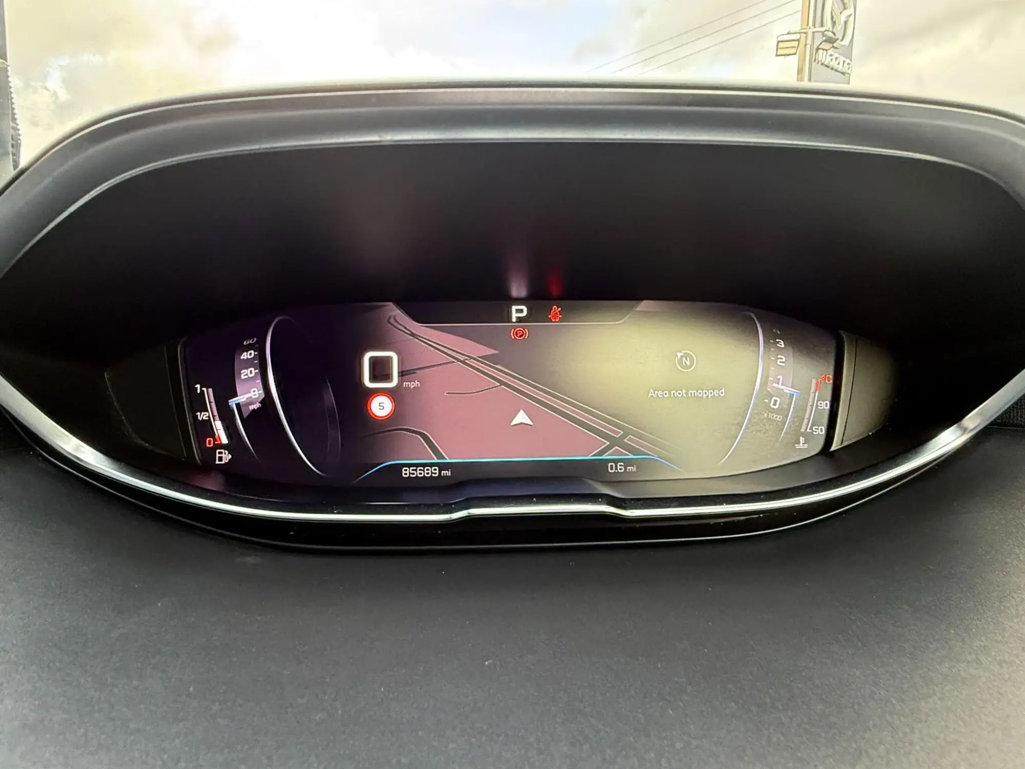 Peugeot 5008 Image 15