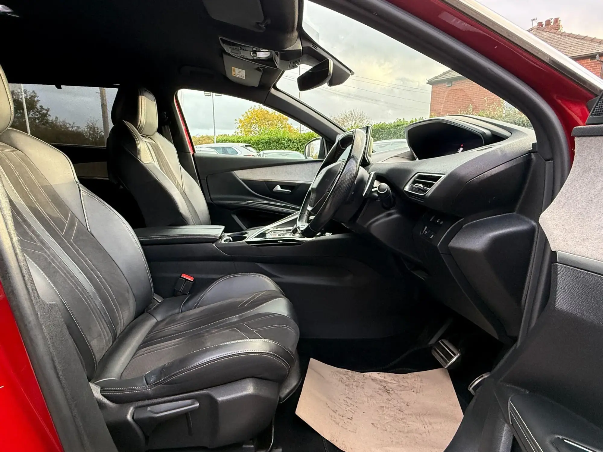 Peugeot 5008 Image 17