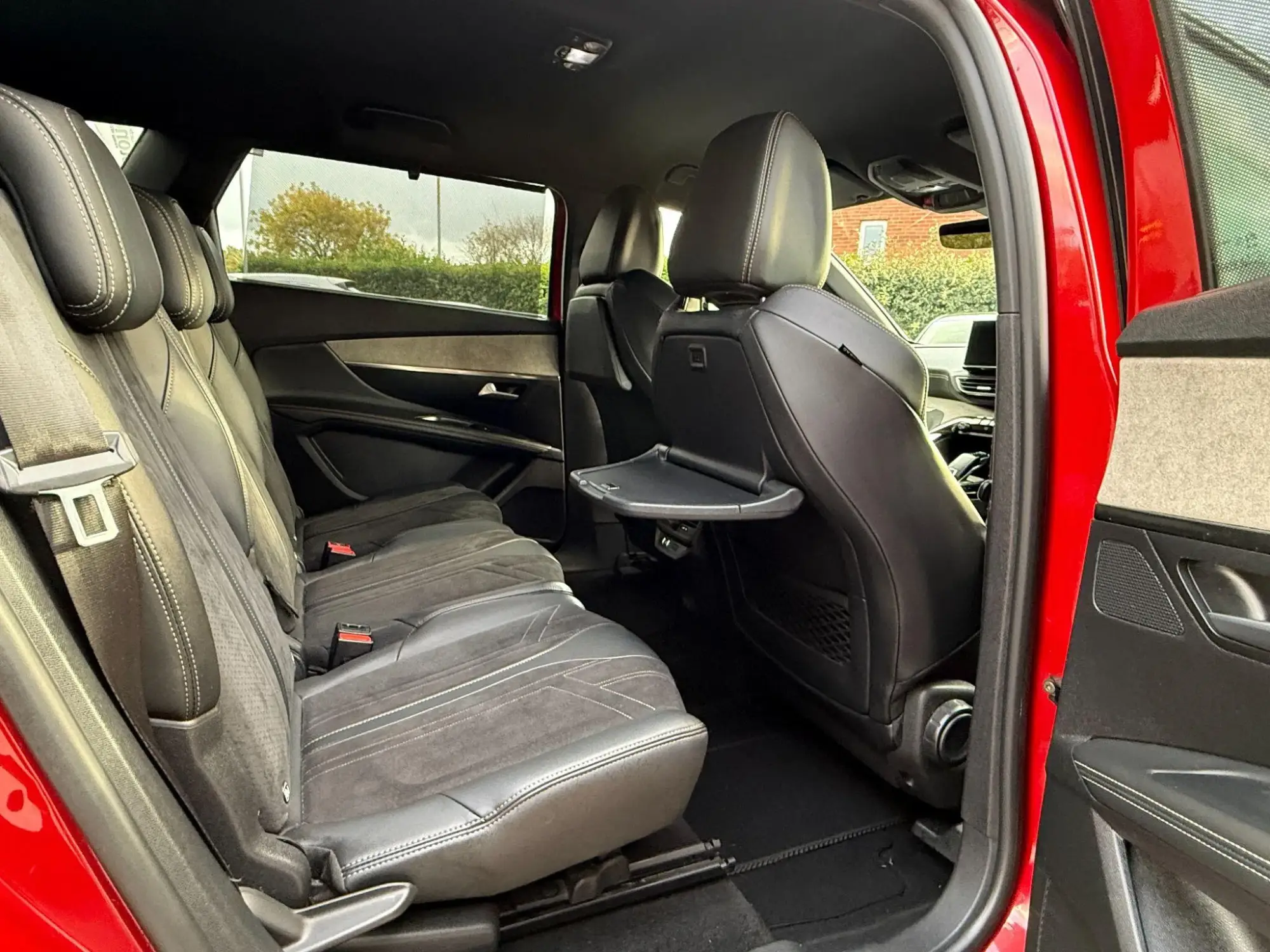 Peugeot 5008 Image 18