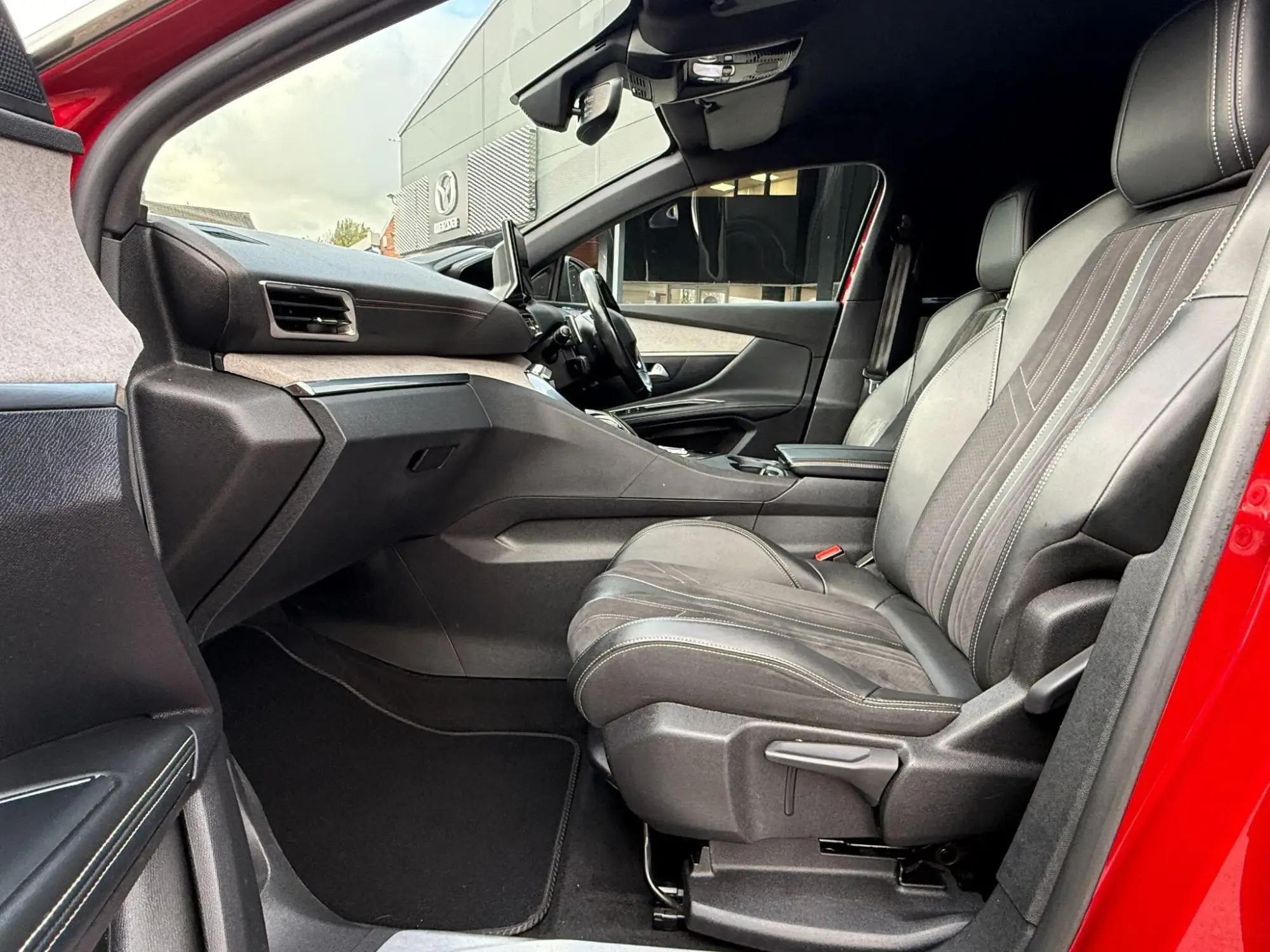 Peugeot 5008 Image 21