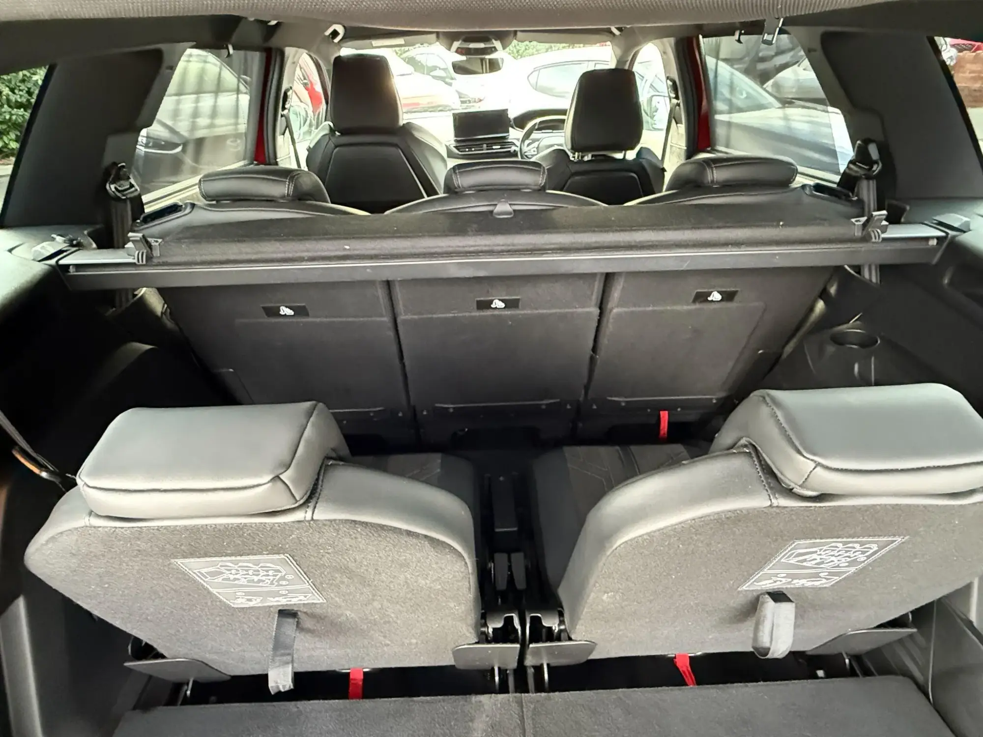 Peugeot 5008 Image 25