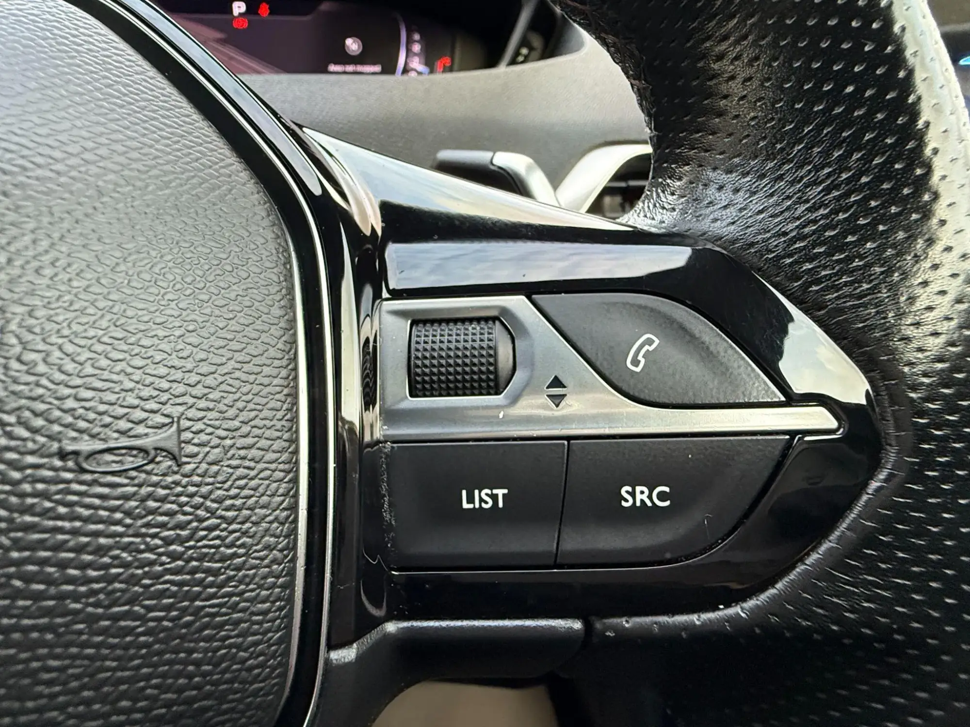 Peugeot 5008 Image 31