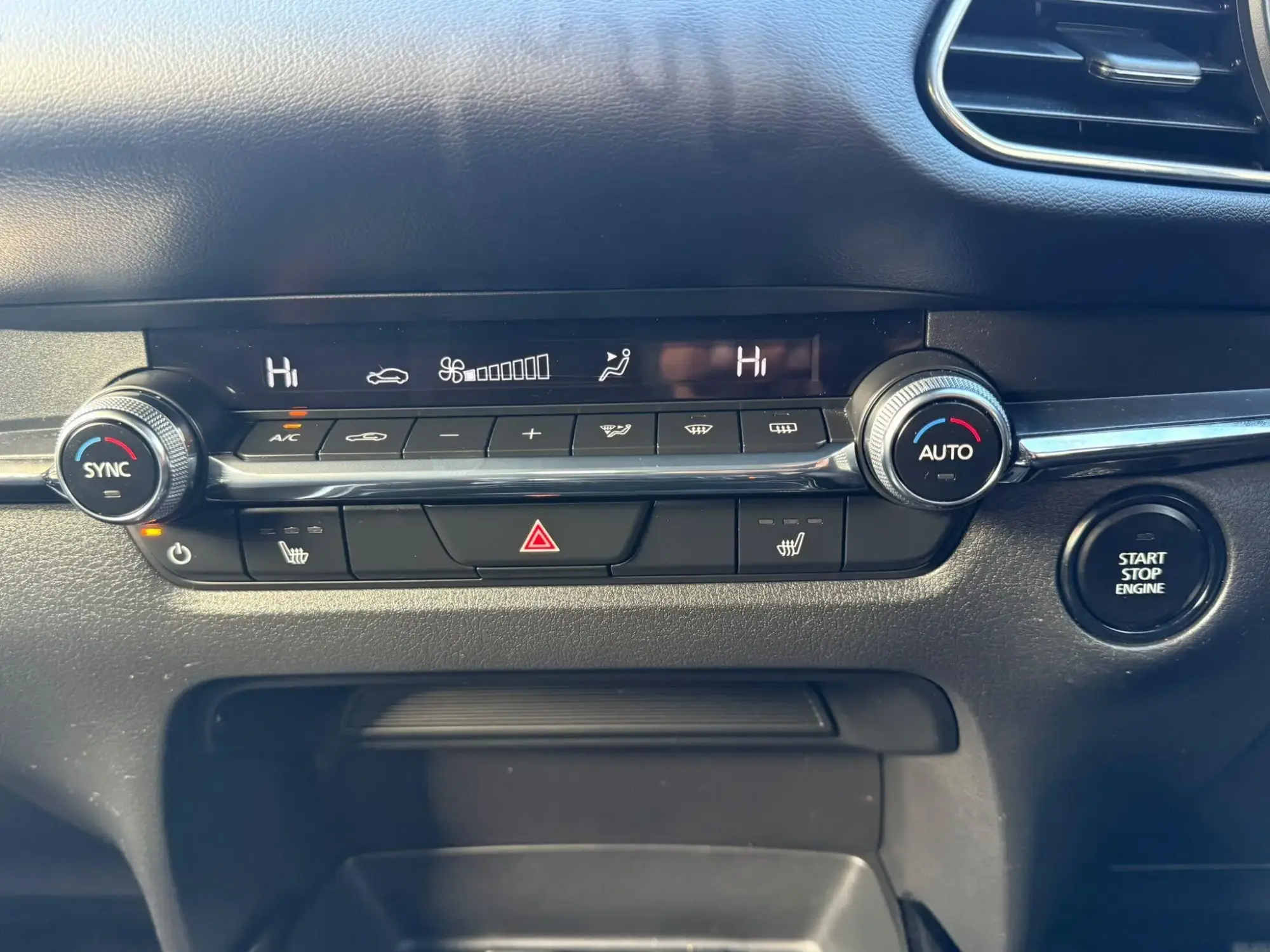 Mazda CX-30 Image 17